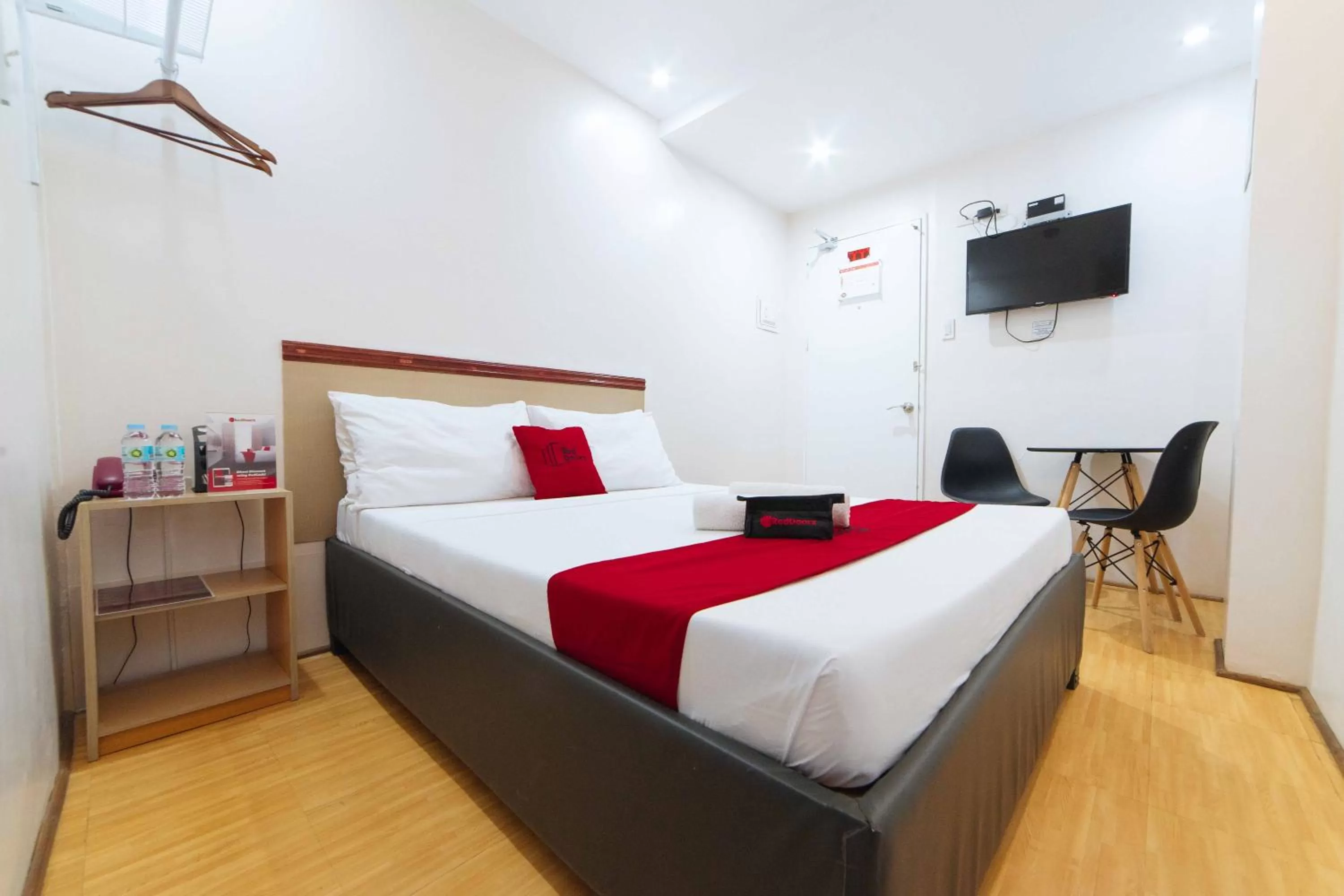 Bedroom, Bed in RedDoorz Plus near SM Lanang Davao