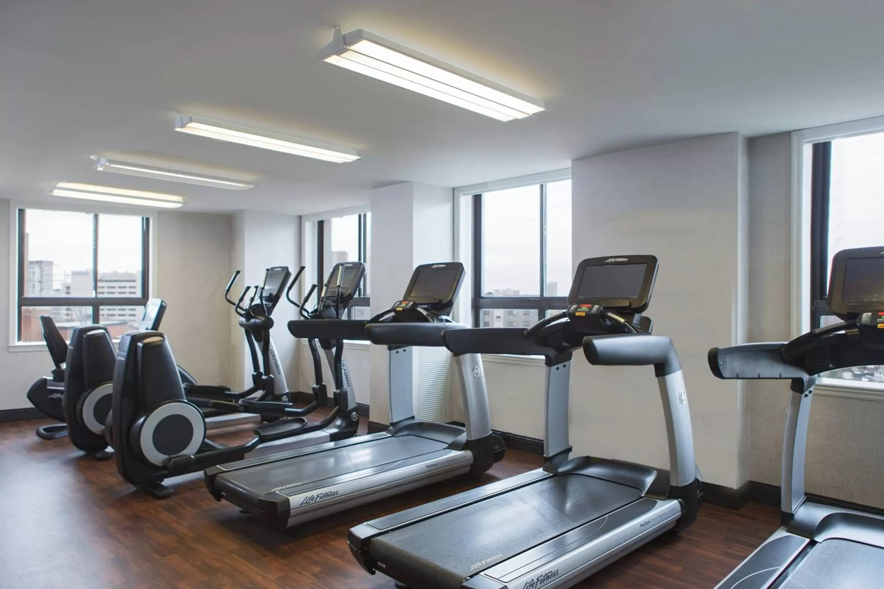 Fitness centre/facilities, Fitness Center/Facilities in Courtyard by Marriott Boston Downtown