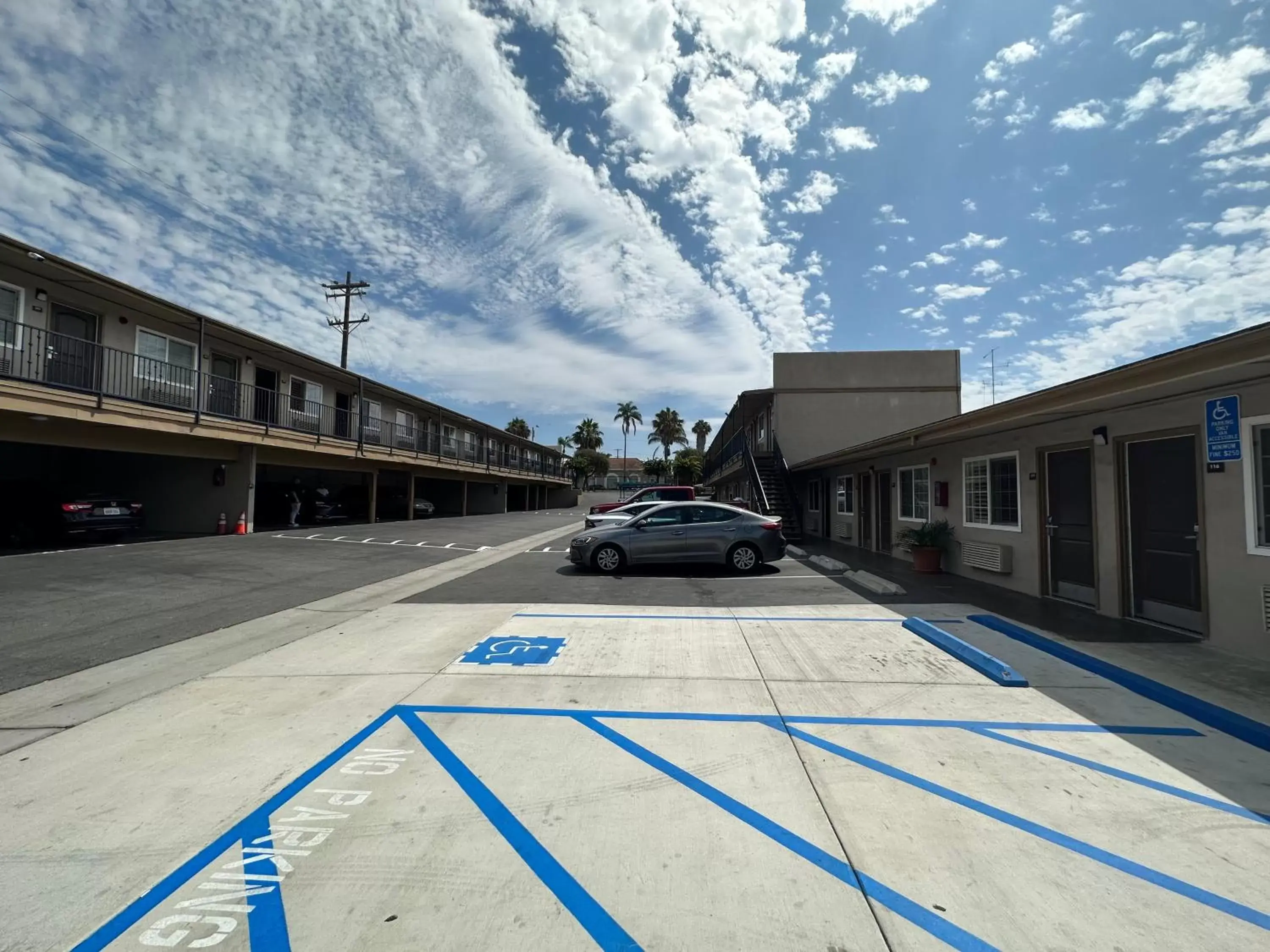 Parking, Property Building in Rodeway Inn National City San Diego South