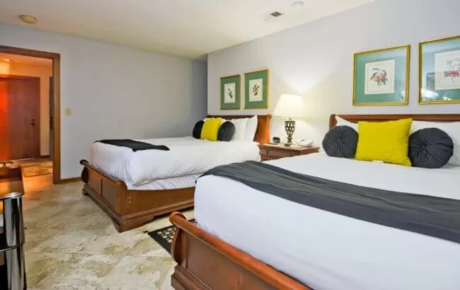 Bed in Callaway Resort & Gardens