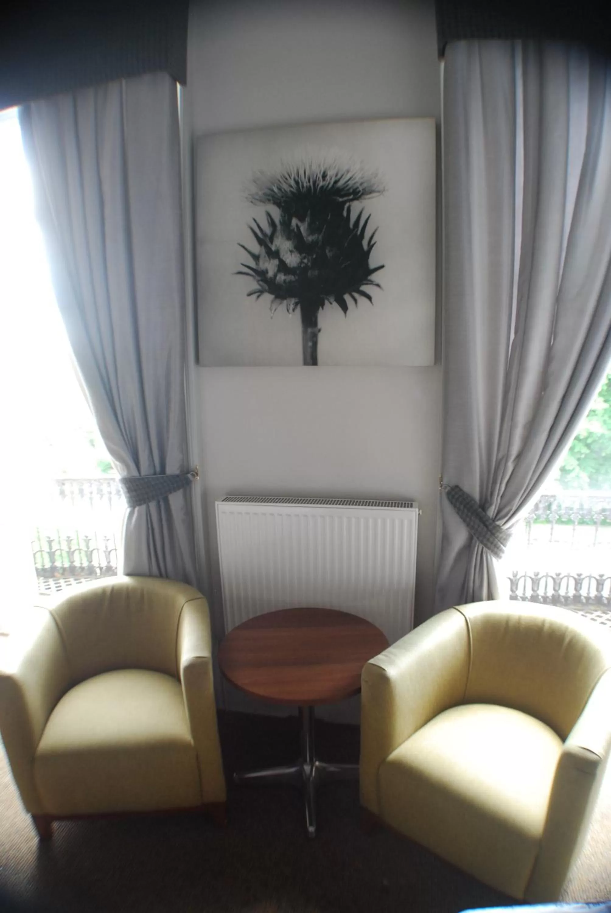 Seating area in The Salisbury Hotel