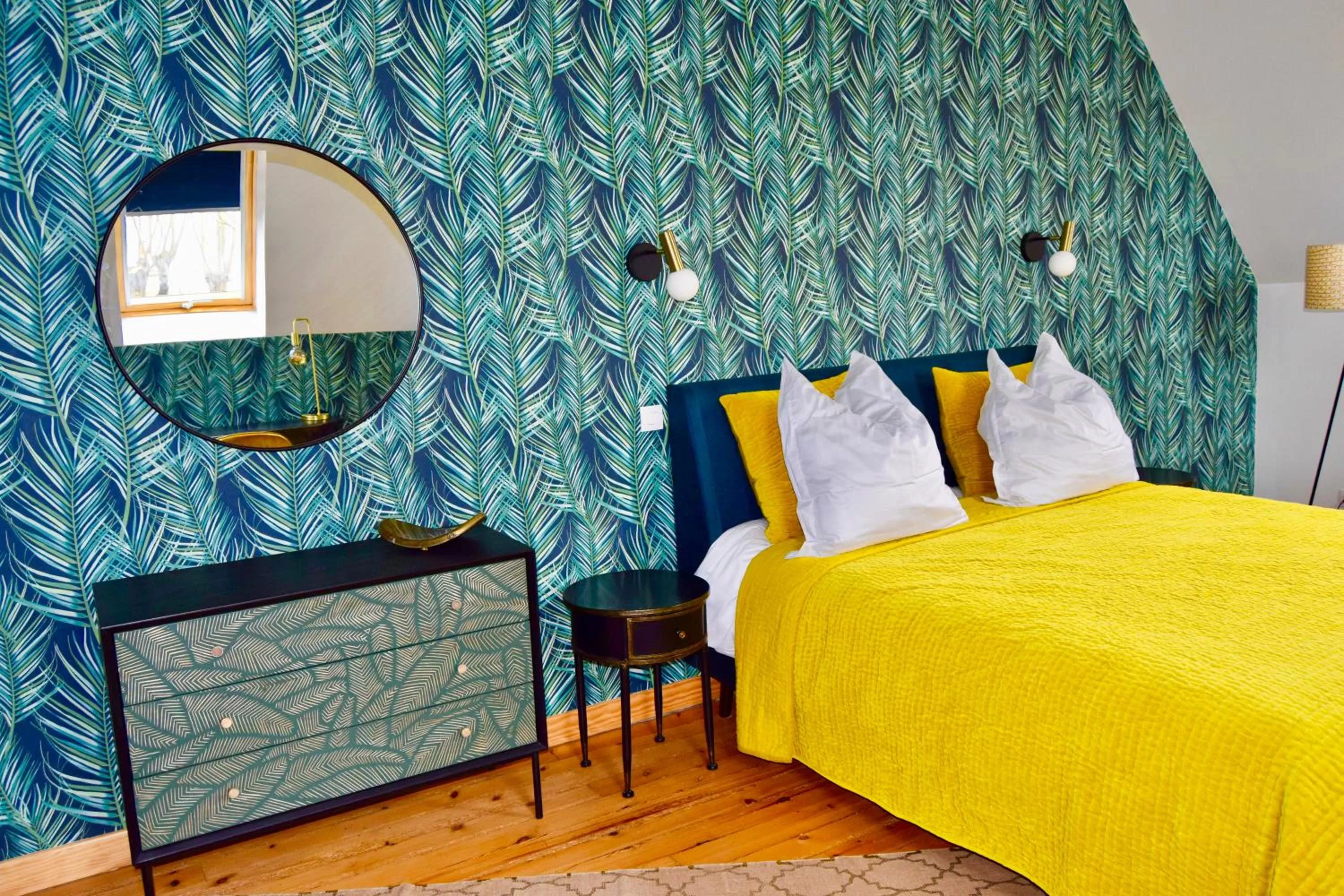 Photo of the whole room, Bed in Chambres d'Hôtes Le Clos des Marronniers