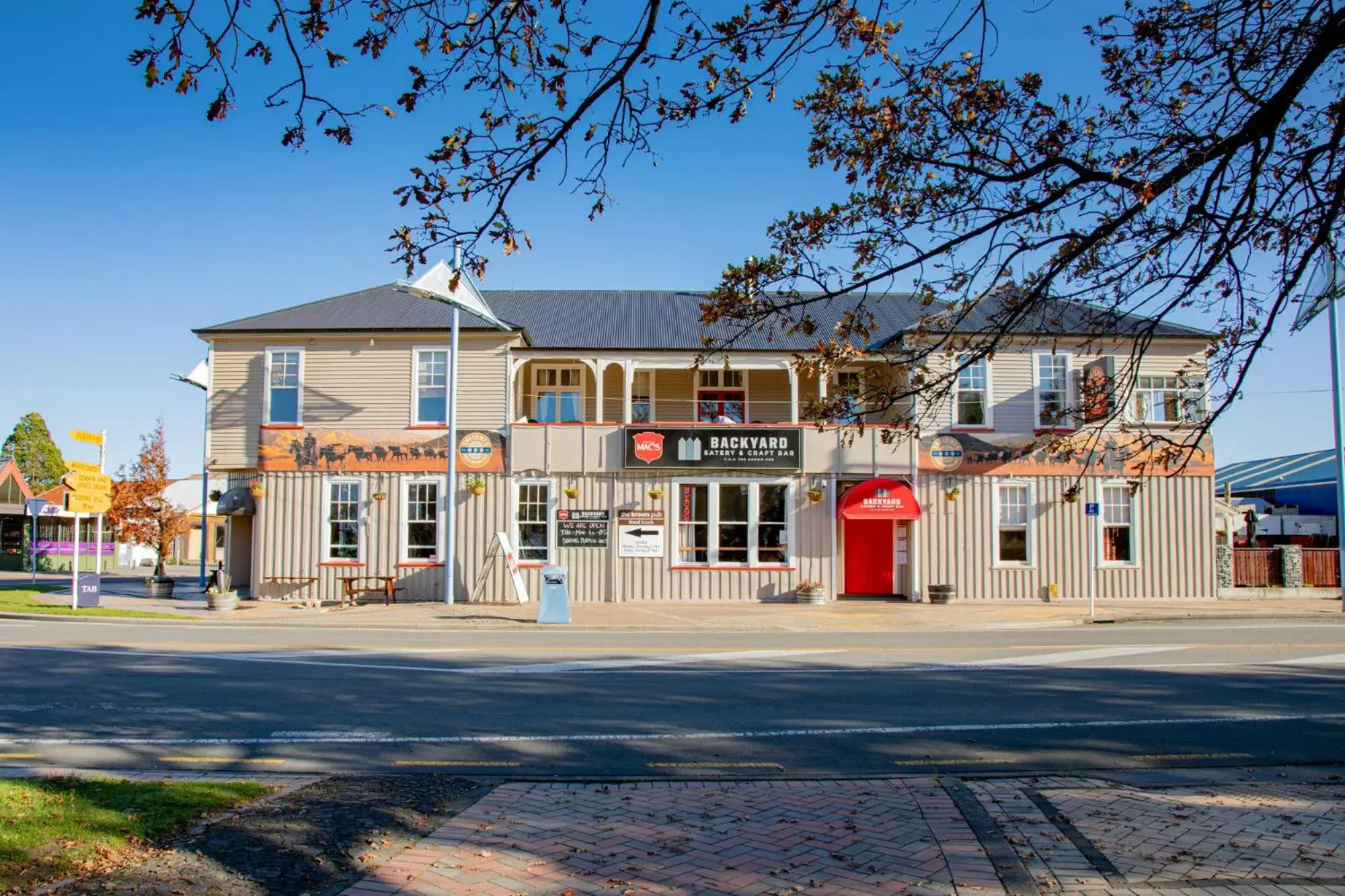 Facade/entrance, Property Building in The Brown Pub