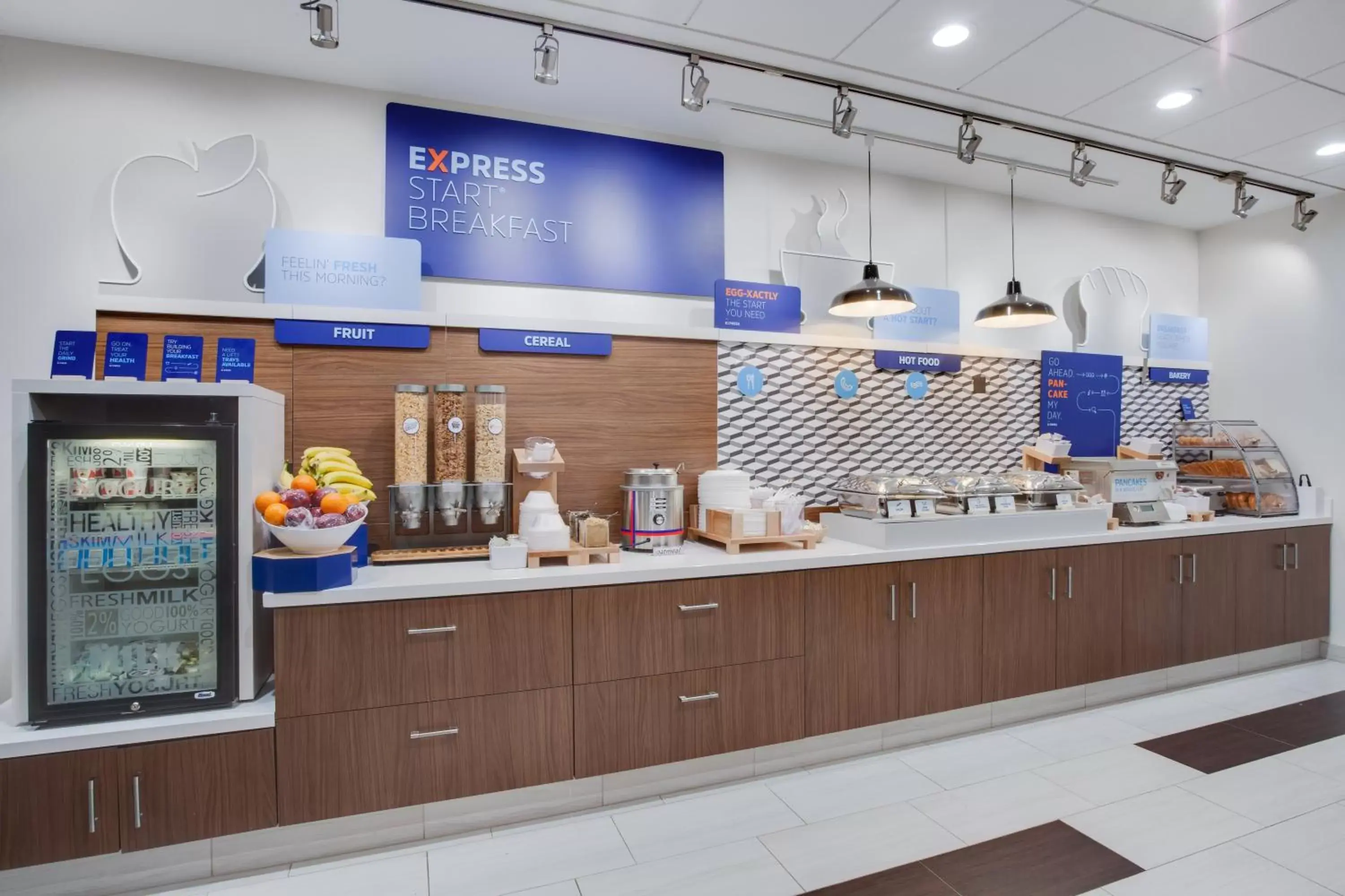 Restaurant/places to eat in Holiday Inn Express Hotel & Suites Fort Lauderdale Airport/Cruise Port, an IHG Hotel