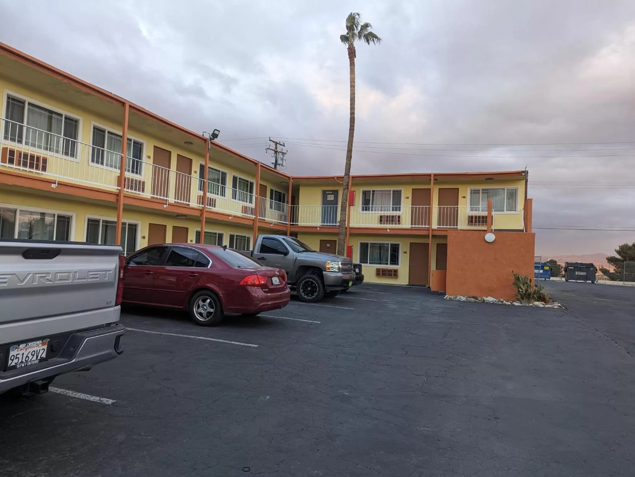 Property building in BEST MOTEL on Historic Route 66, Barstow