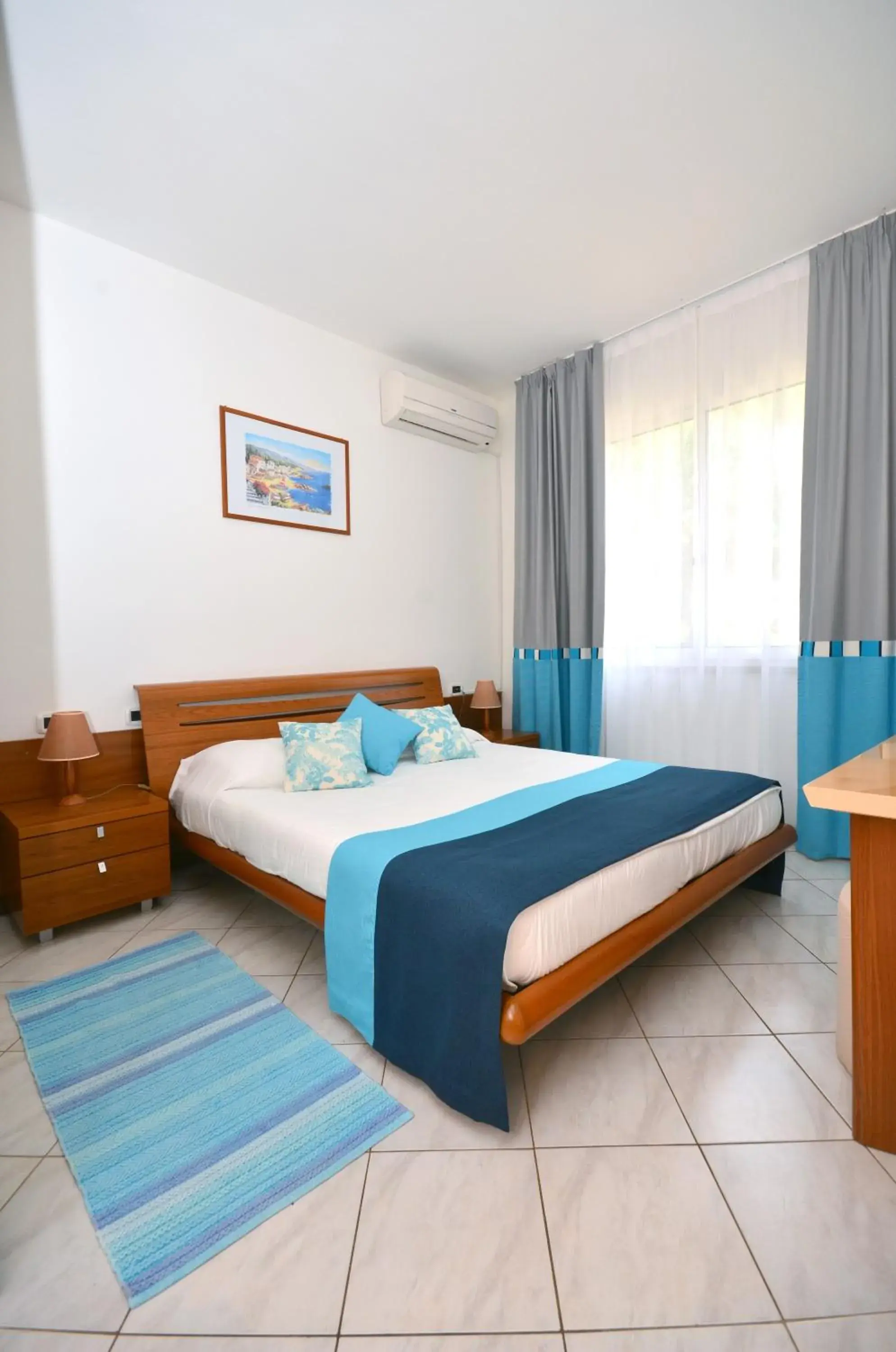 Photo of the whole room, Bed in Verudela Villas