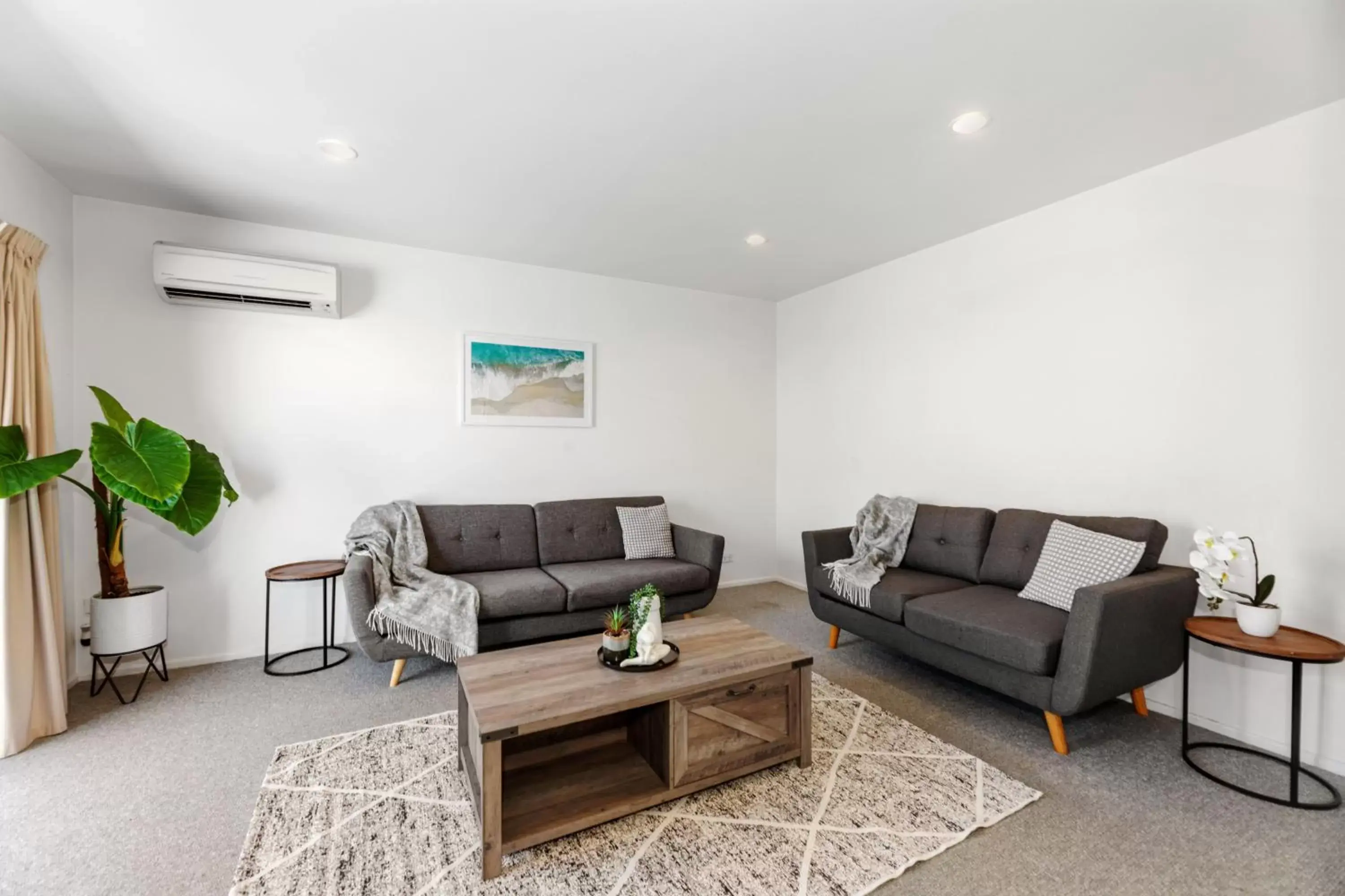 Seating Area in Blenheim Palms Motel