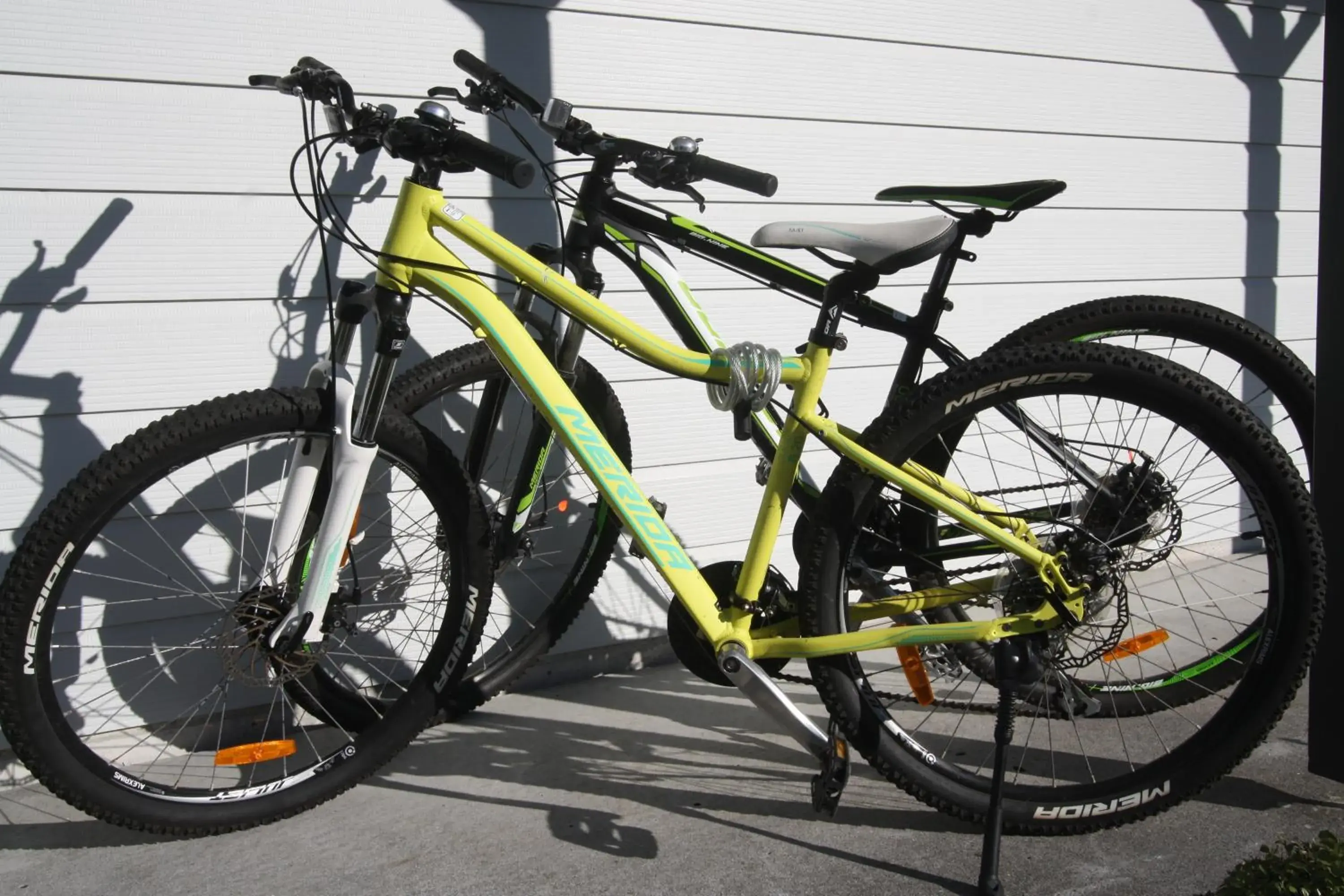 Cycling, Biking in Lockwood Manor Motel