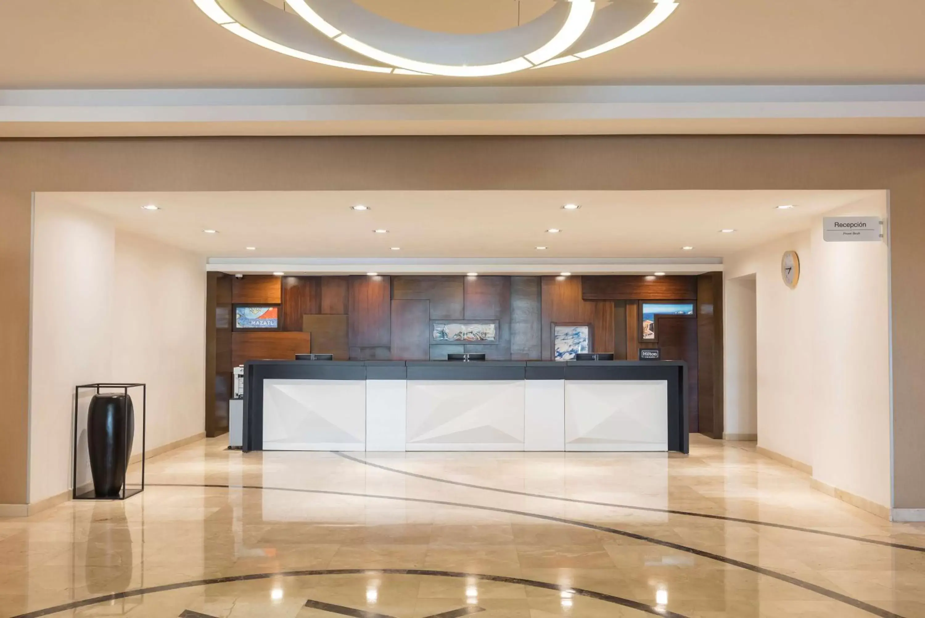 Lobby or reception, Lobby/Reception in DoubleTree by Hilton Mazatlan, SIN
