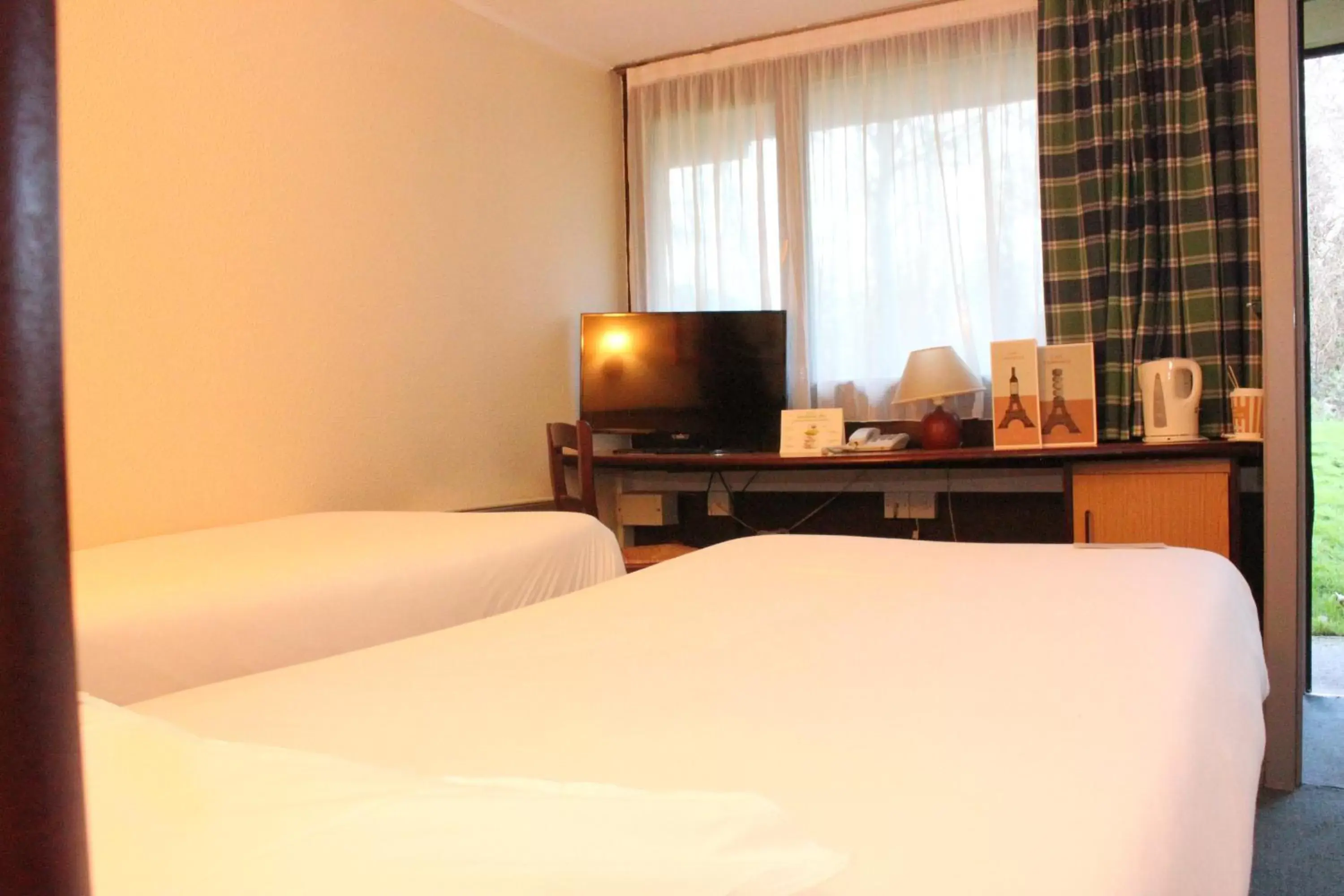 Bedroom, Bed in Campanile Hotel Doncaster