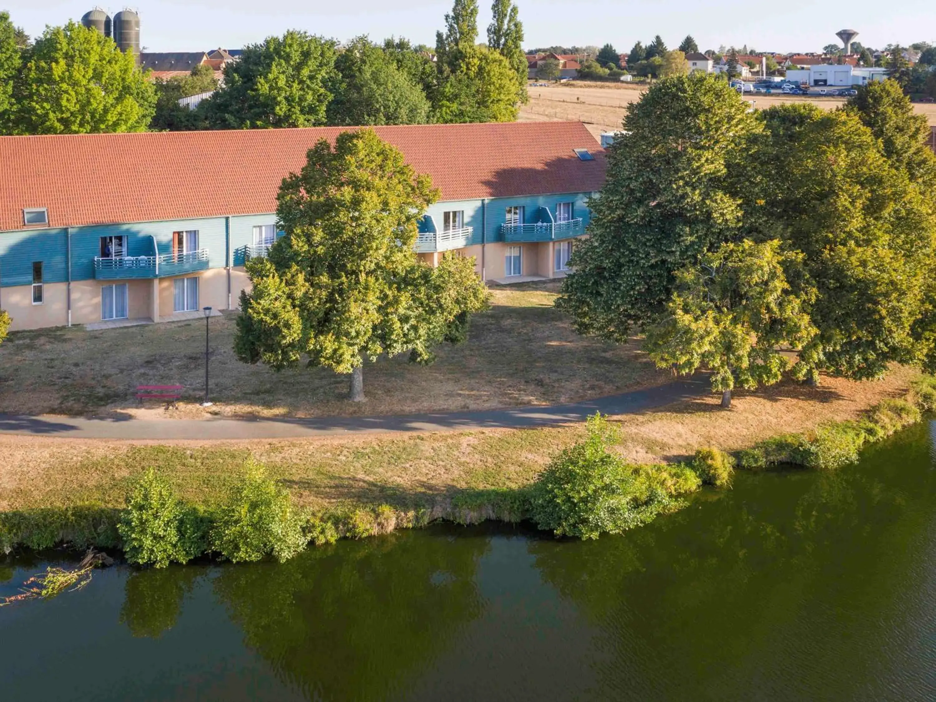 Property building, Bird's-eye View in ibis Styles Bourbon Lancy