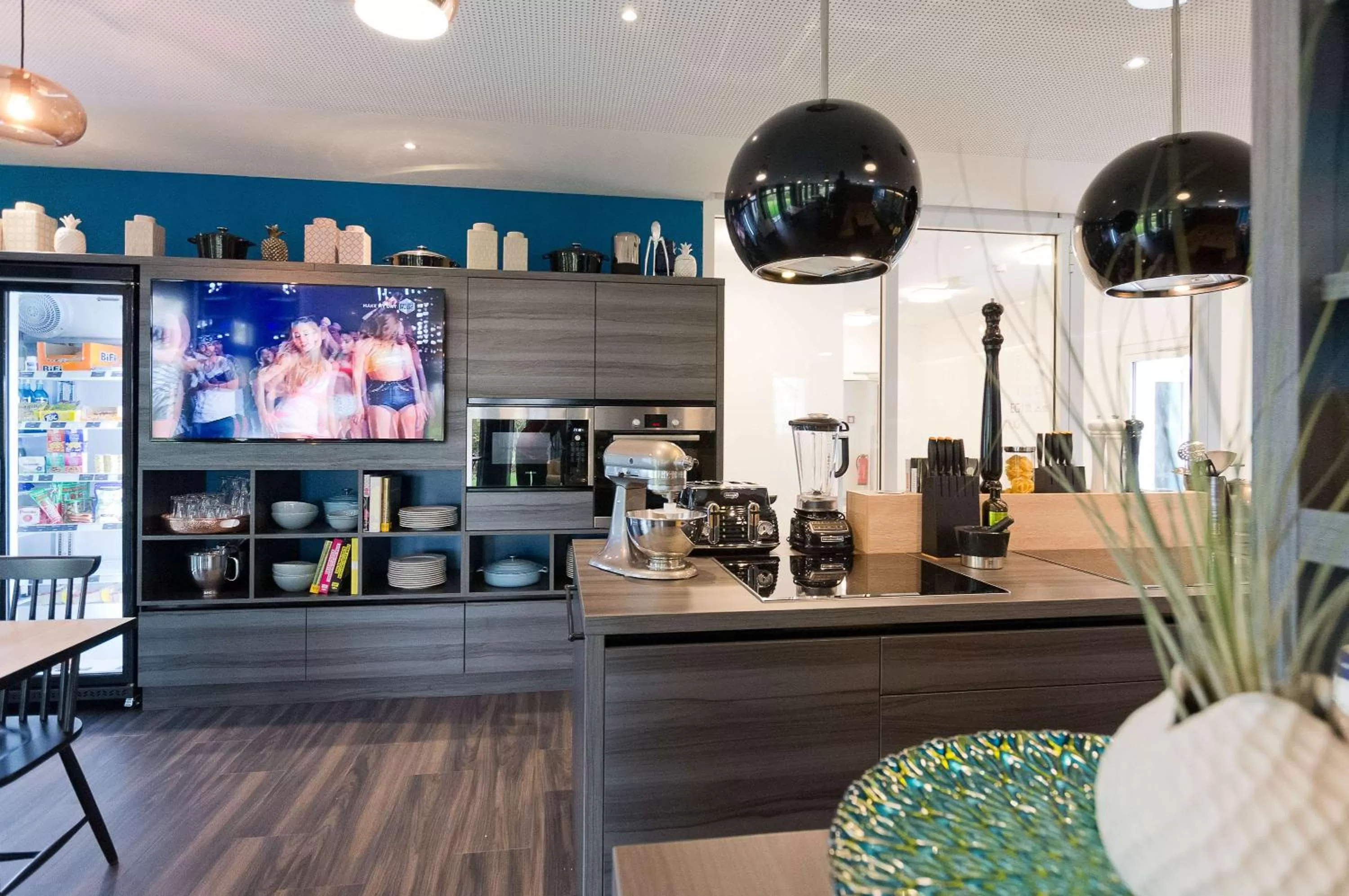 Lounge or bar in elaya apartments stuttgart boeblingen ehemals Arthotel ANA Living Boeblingen