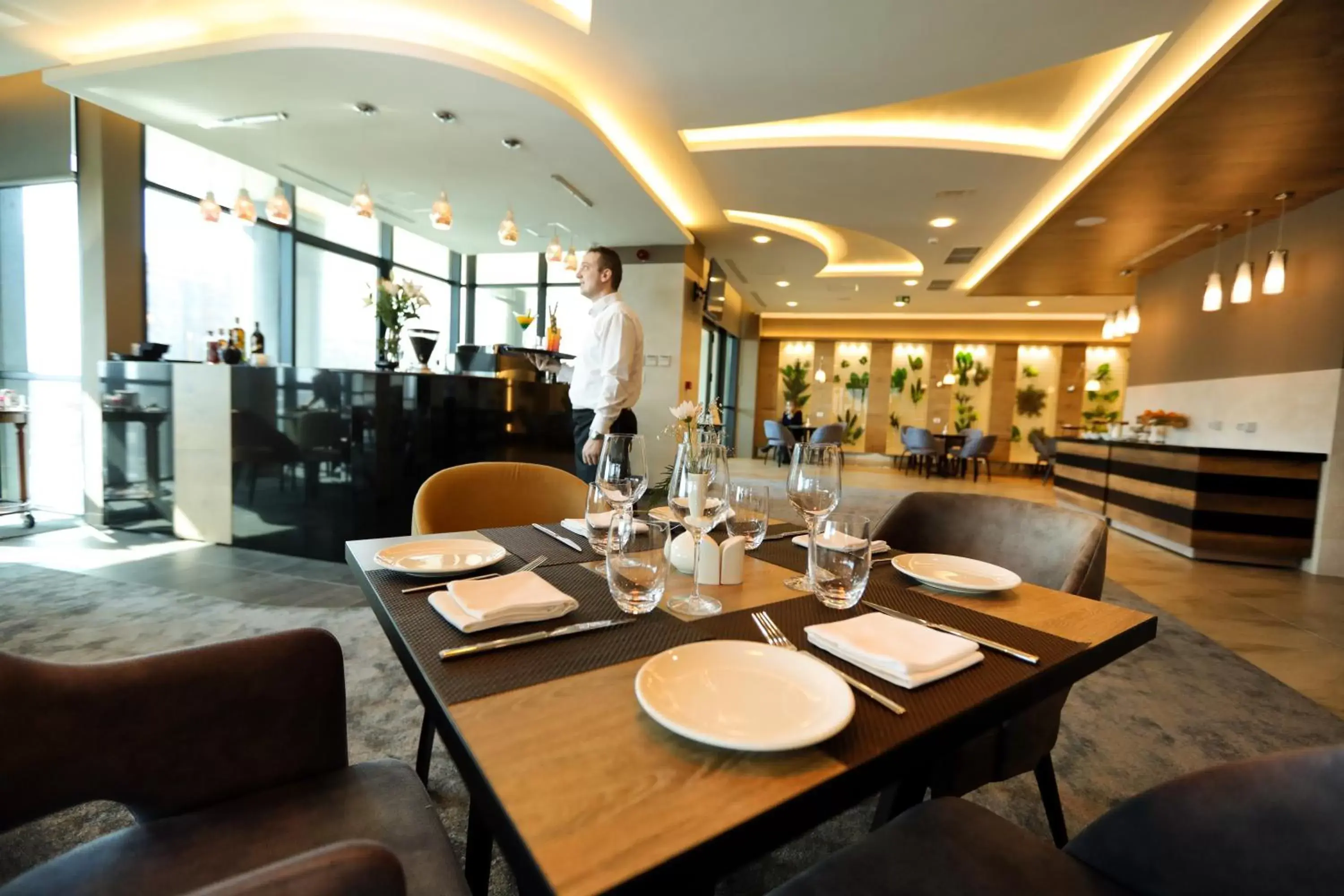 Restaurant/places to eat in Mercure Tetovo Restaurant/places to eat in Mercure Tetovo