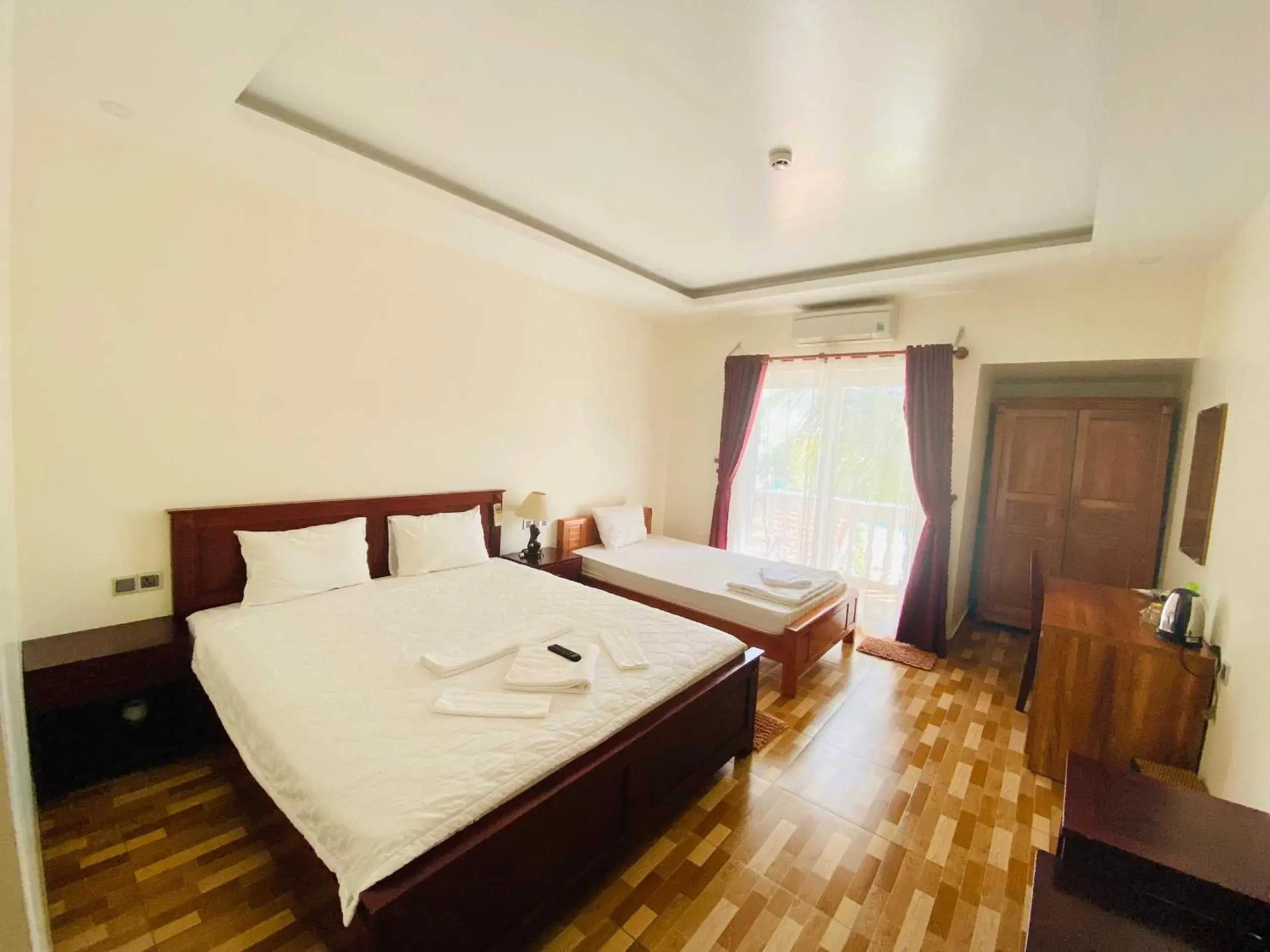 Bedroom, Bed in Phuong Binh House