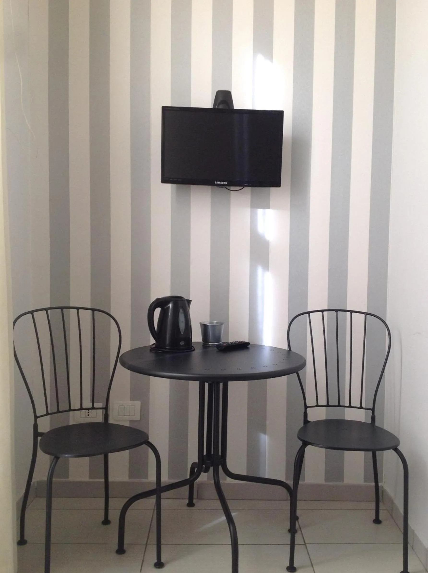 Coffee/tea facilities in B&B Dei Decumani