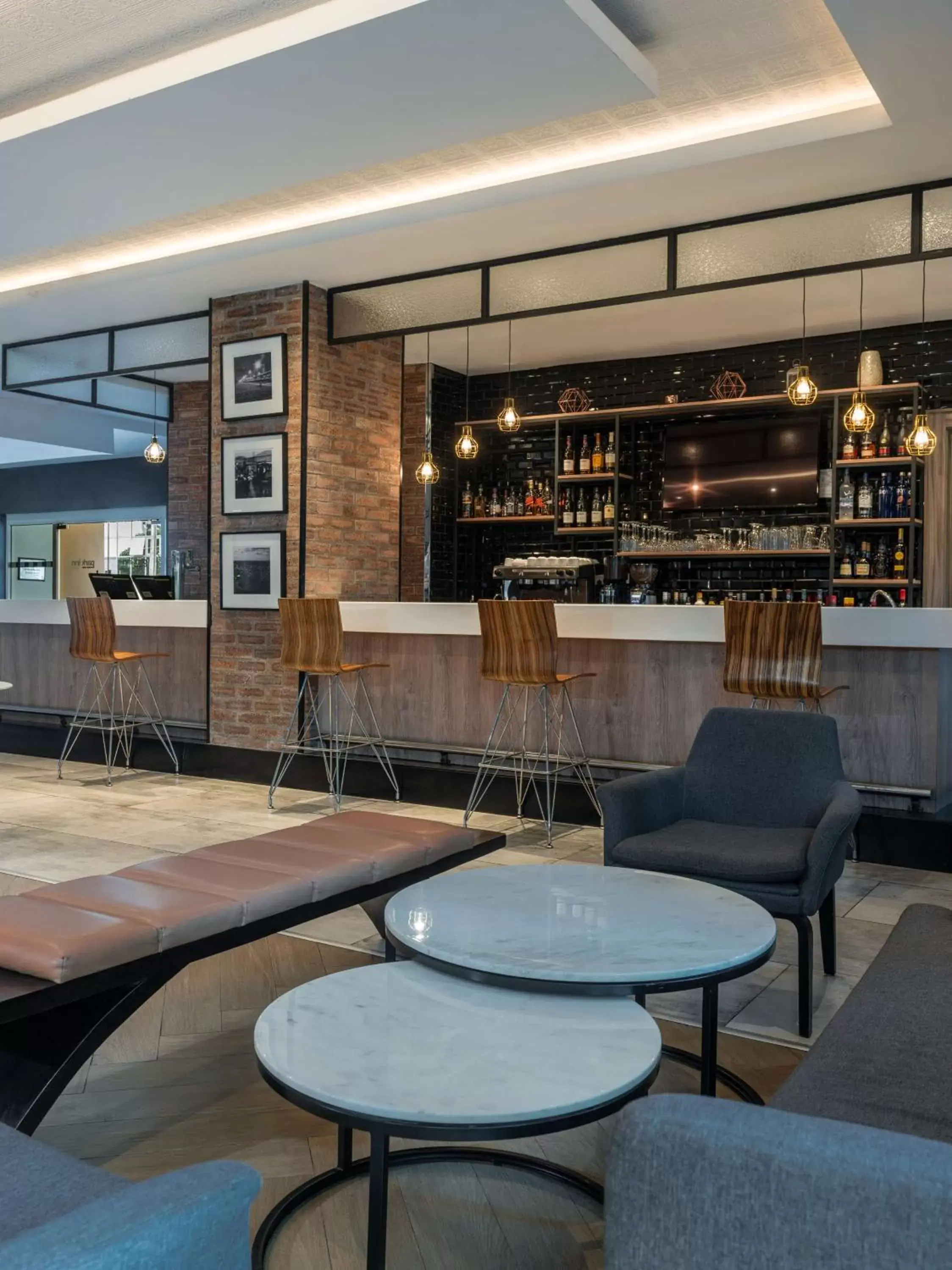 Lounge or bar, Lounge/Bar in Park Inn by Radisson, Lagos Victoria Island