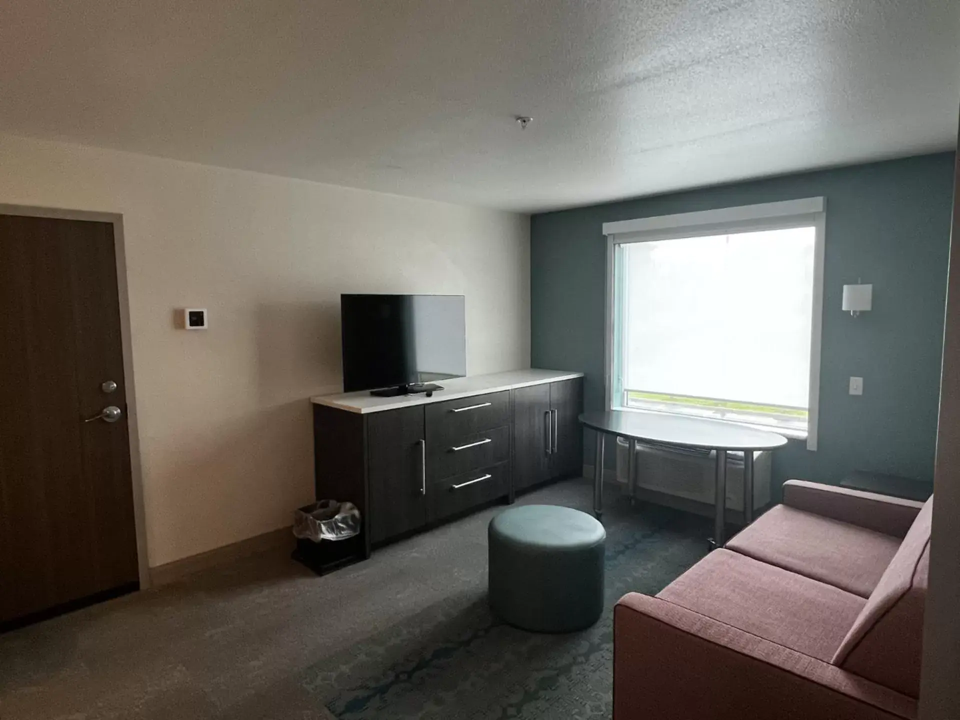 TV and multimedia, TV/Entertainment Center in Home2 Suites By Hilton Hinesville