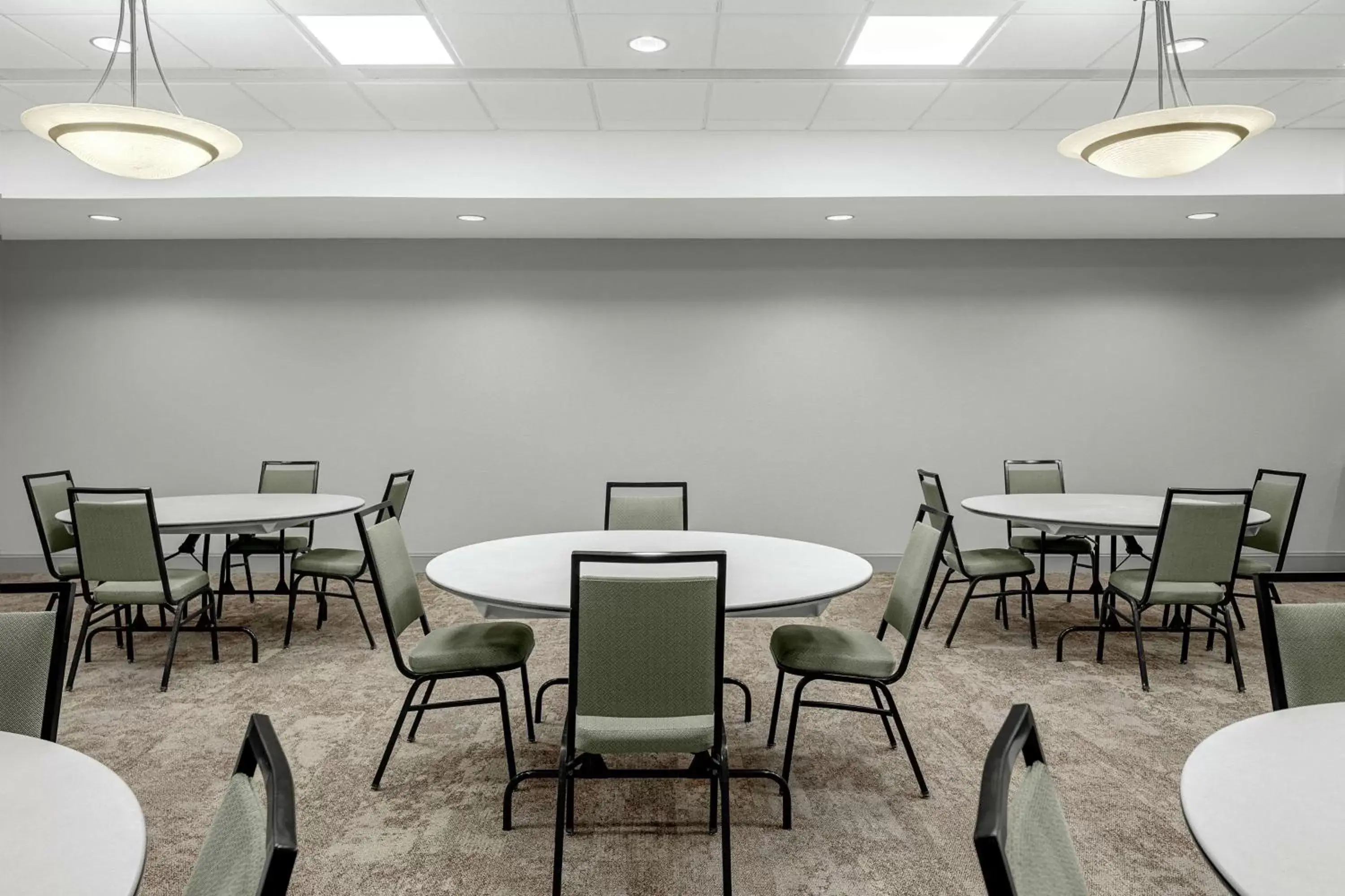 Meeting/conference room in Hilton Garden Inn Wilmington Mayfaire Town Center