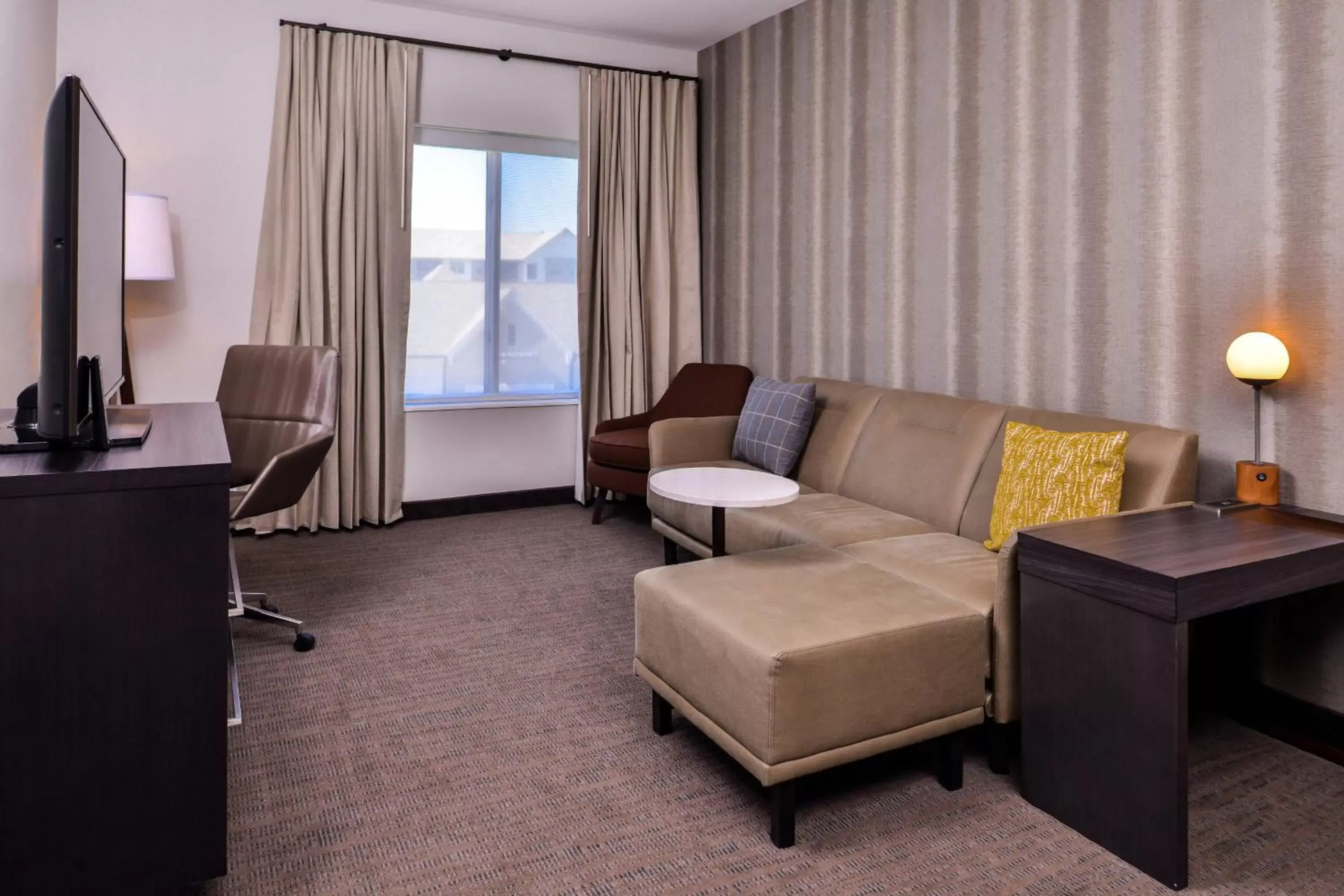 Living room, Seating Area in Residence Inn by Marriott Charlotte Steele Creek