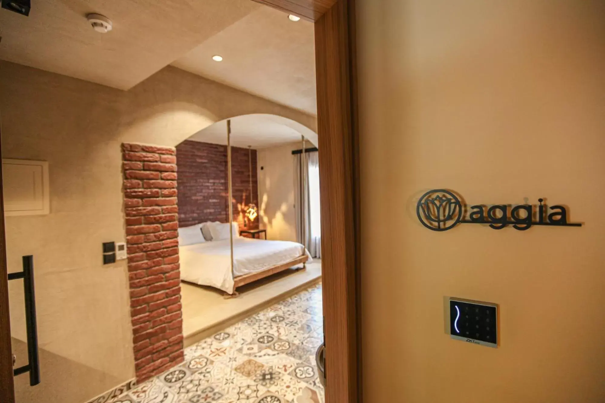 Facade/entrance, Bathroom in Meteora Heaven and Earth Kastraki premium suites