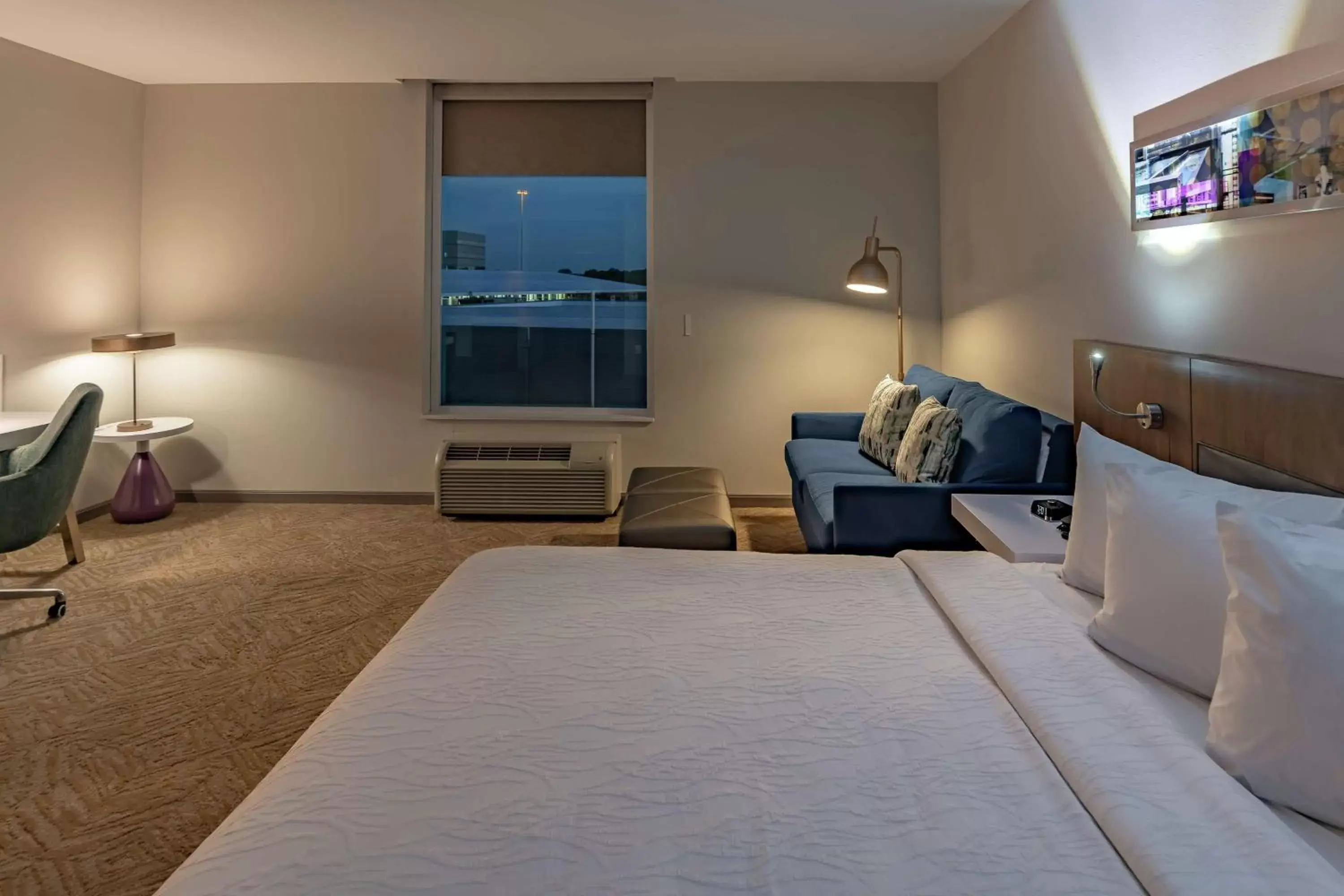 Bedroom, Bed in Hilton Garden Inn Dallas At Hurst Conference Center Bedroom, Bed in Hilton Garden Inn Dallas At Hurst Conference Center