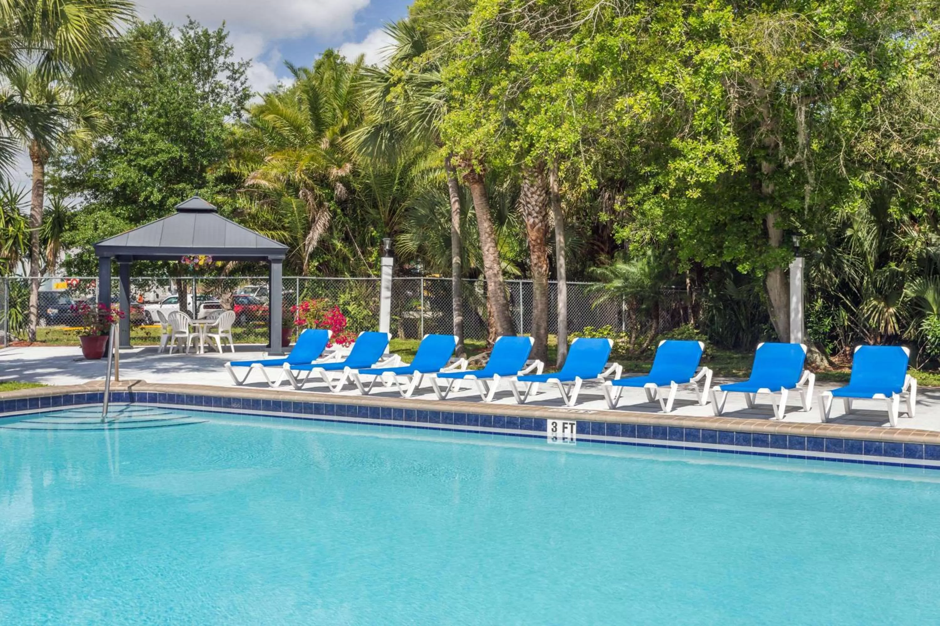 On site in Travelodge by Wyndham Lakeland