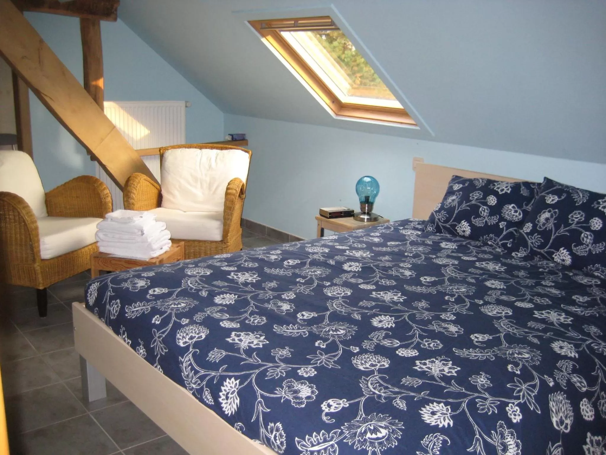 Photo of the whole room, Bed in B&B Het Uilennest