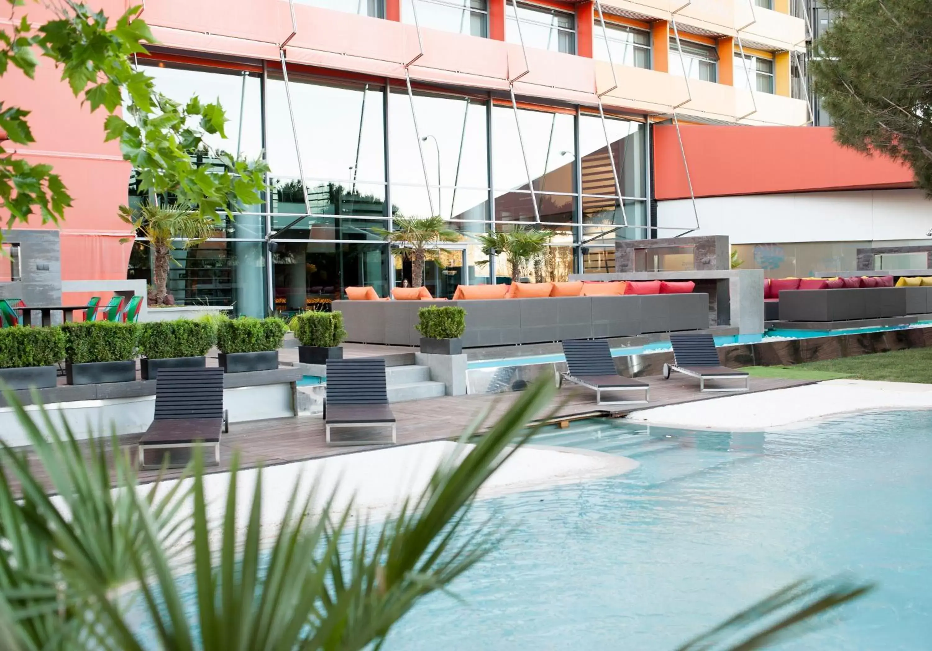 Swimming Pool in Hotel Puerta America