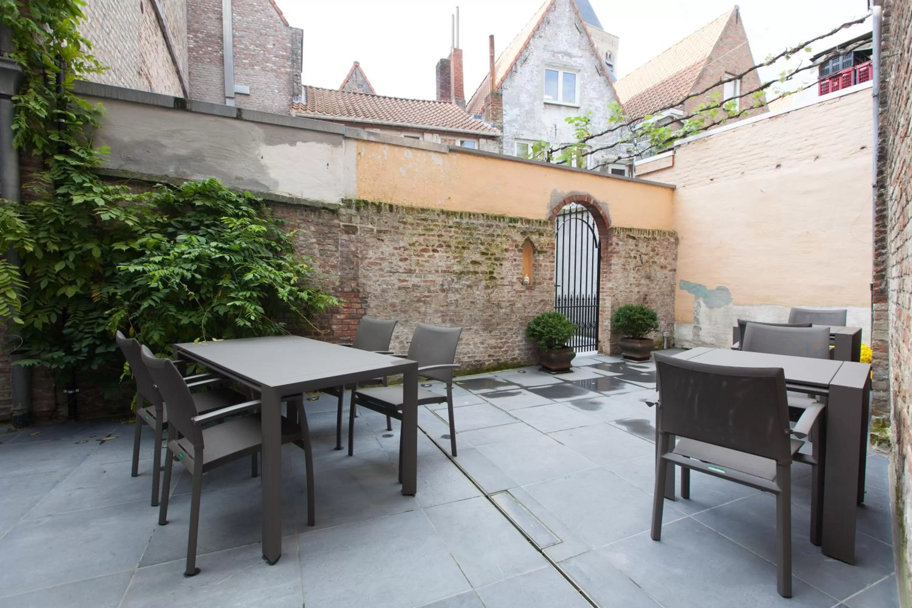 Facade/entrance in Hotel Boterhuis