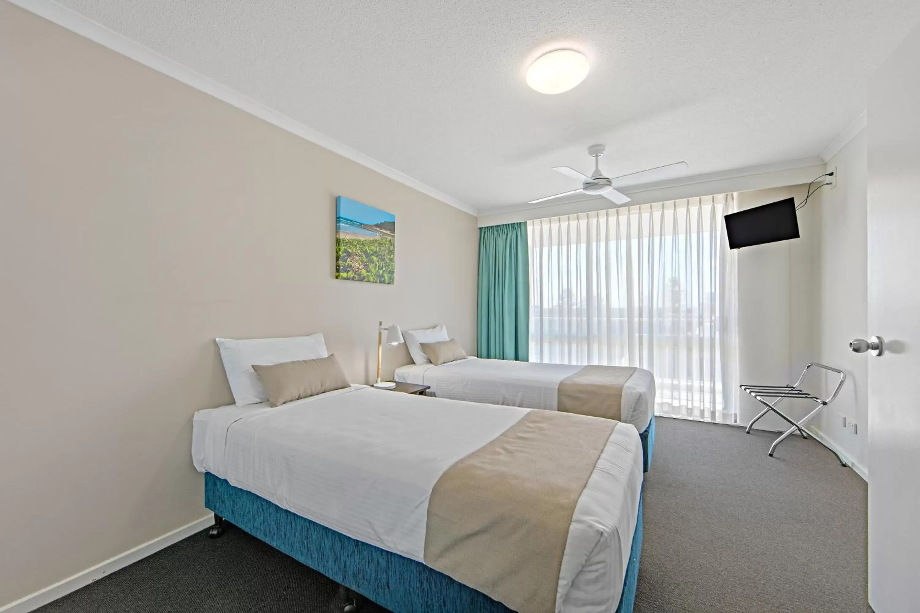 Bedroom, Bed in Port Pacific Resort