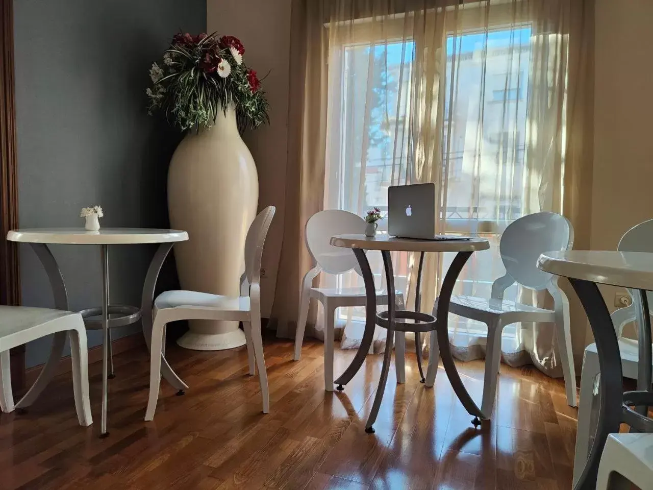 Living room, Dining Area in Hotel Boutique Villa Lorena by Charming Stay Adults Recommended