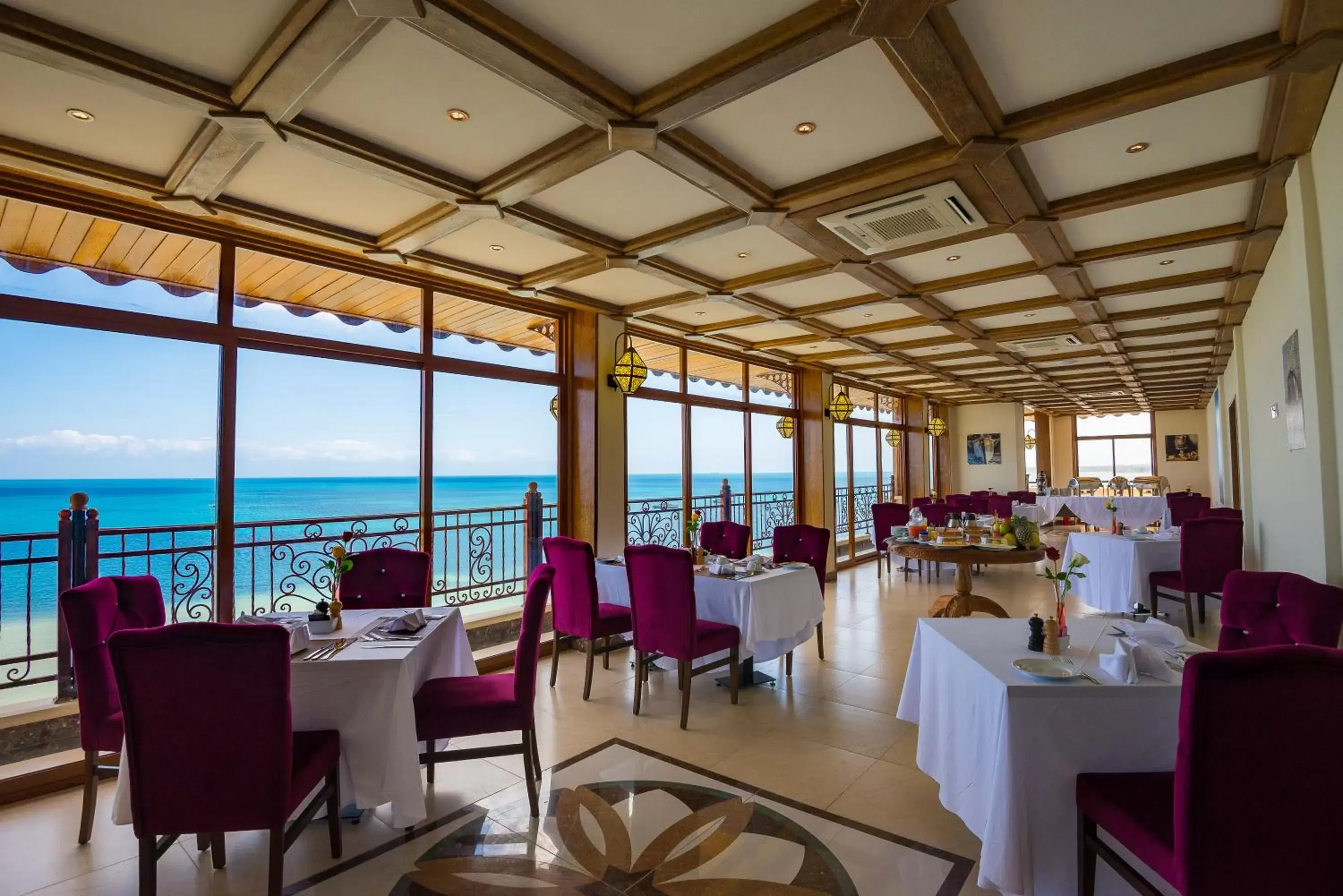 Restaurant/Places to Eat in Golden Tulip Zanzibar Resort