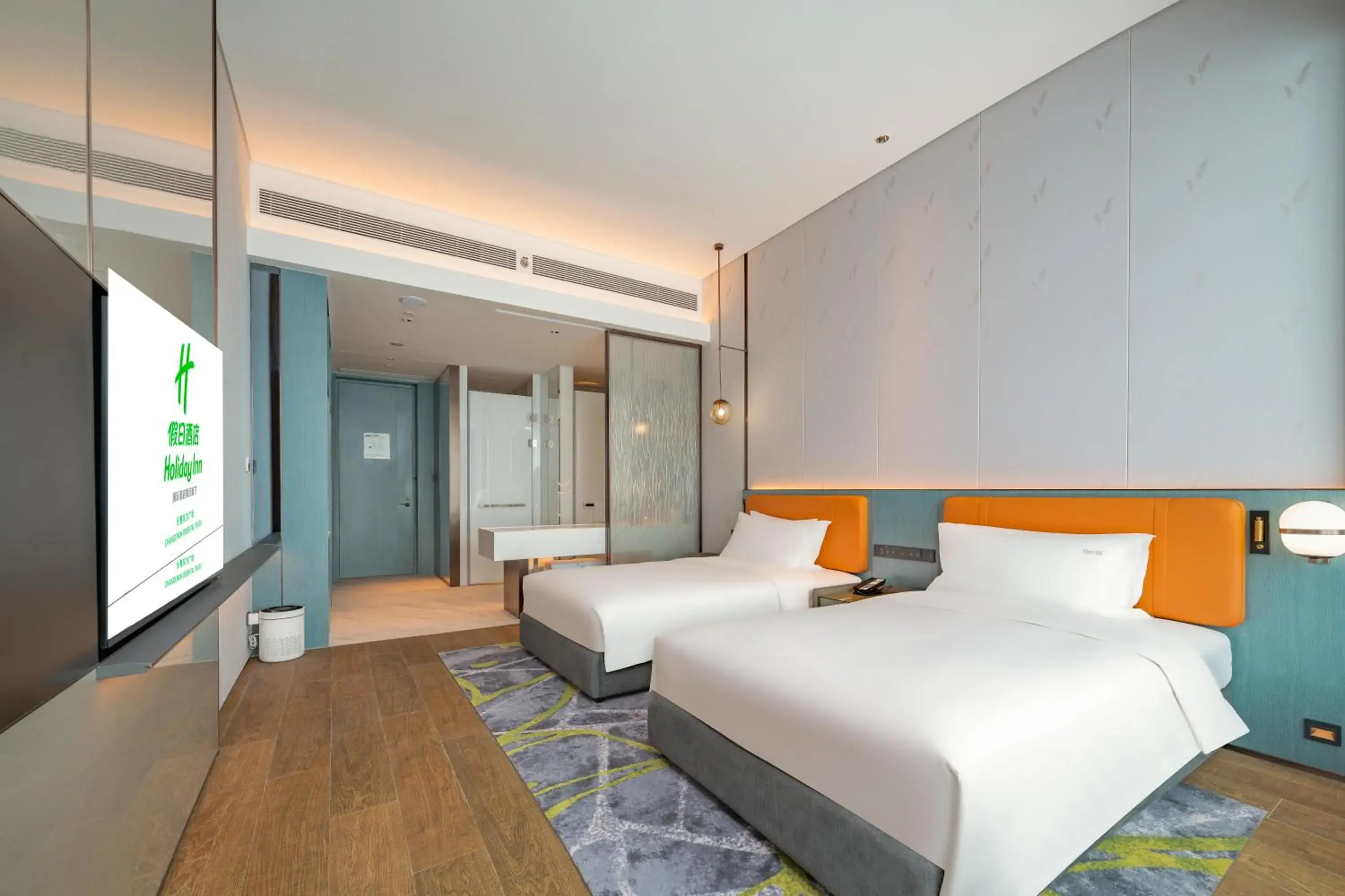 Bed in Holiday Inn Changchun Oriental Plaza, an IHG Hotel