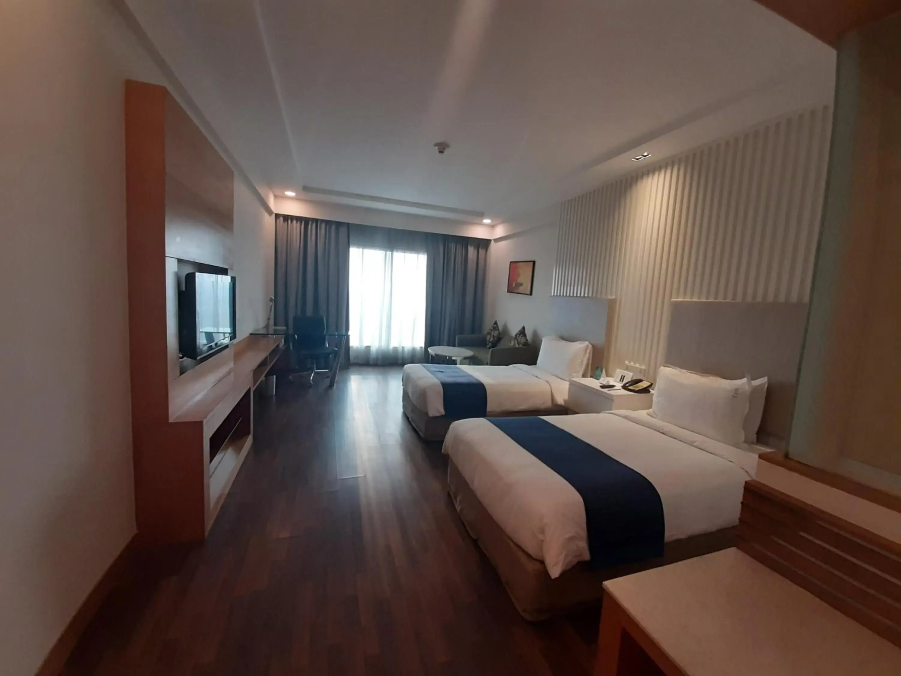 Bedroom in Holiday Inn Amritsar Ranjit Avenue, an IHG Hotel