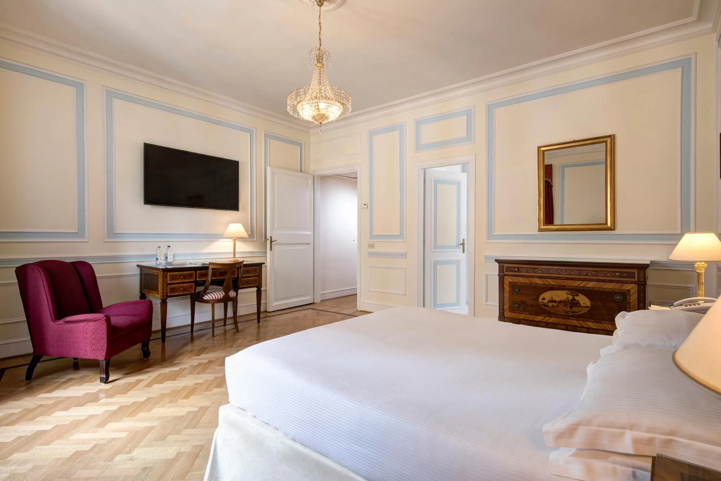 Bedroom, Bed in Hotel Quirinale