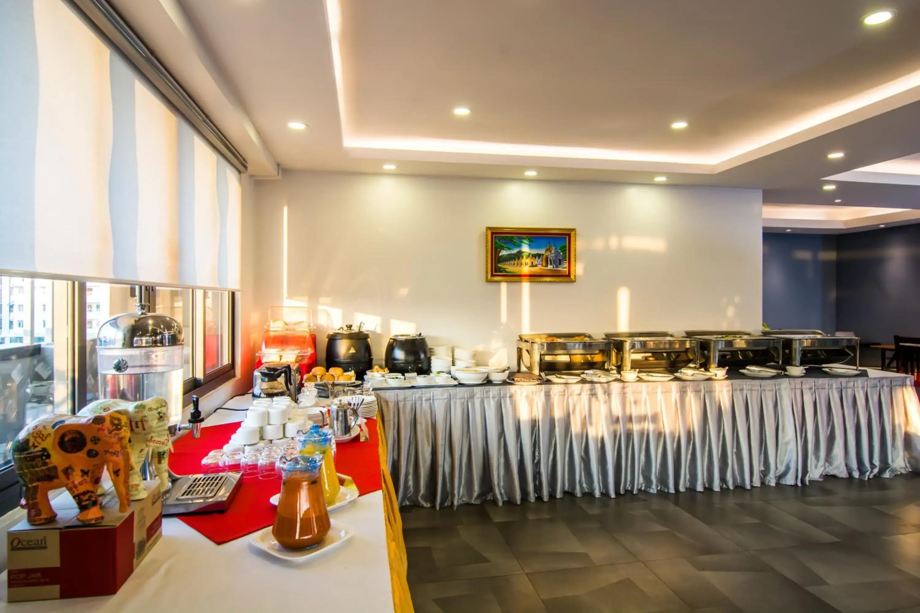 Buffet breakfast, Restaurant/Places to Eat in Botahtaung Hotel