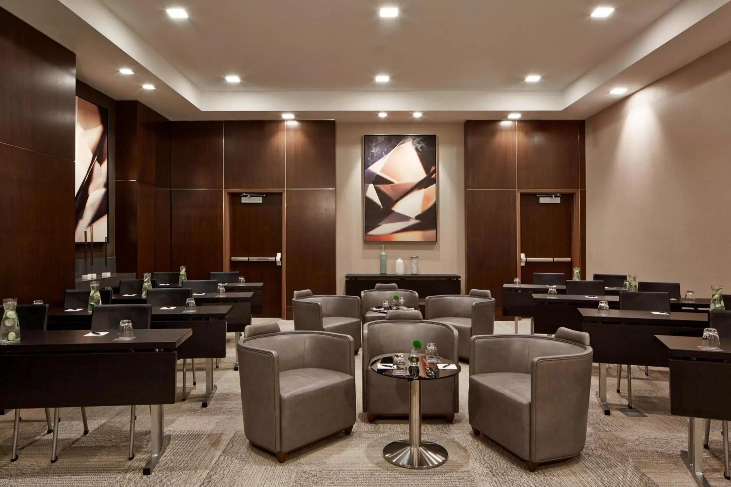 Meeting/conference room, Restaurant/Places to Eat in AC Hotel by Marriott Minneapolis Downtown