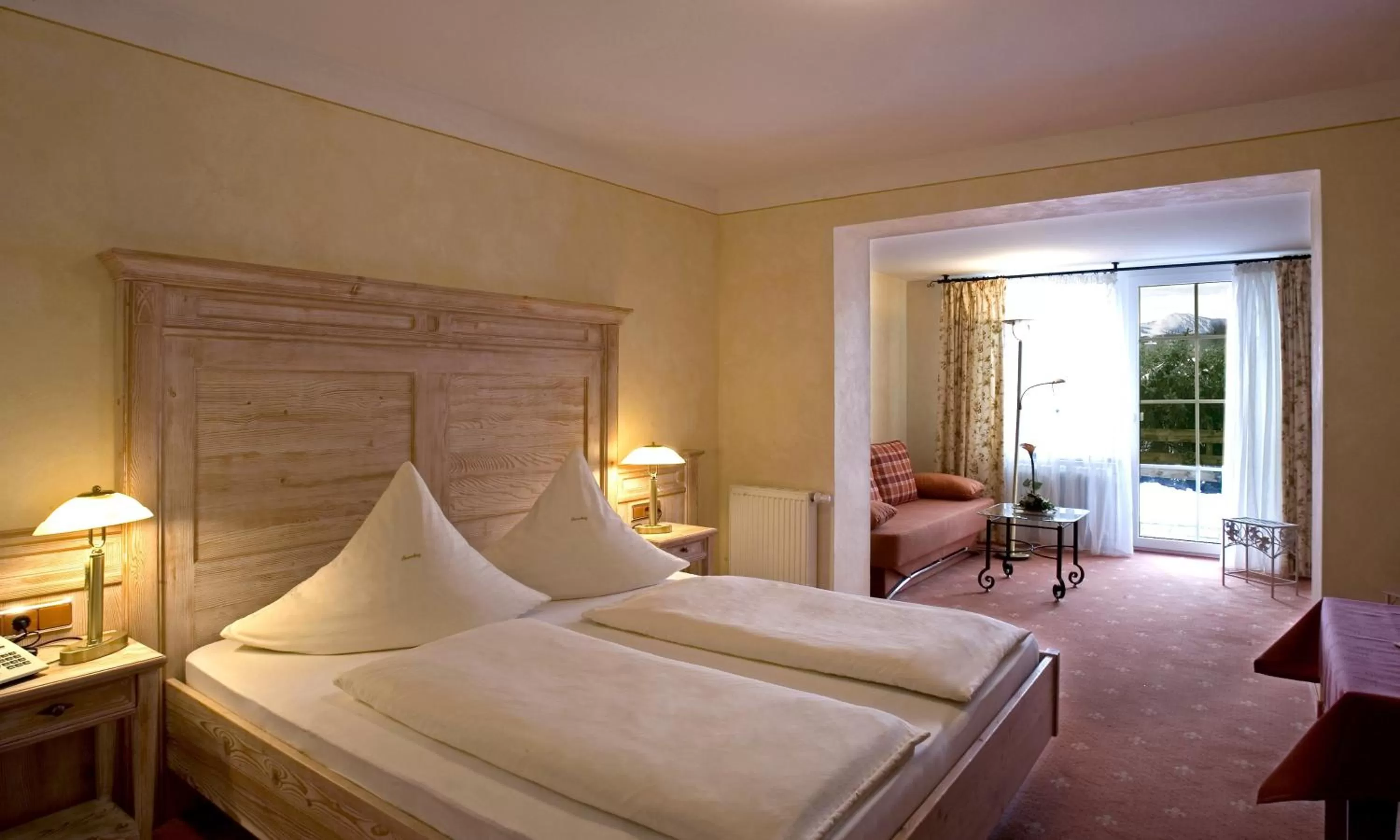 Photo of the whole room, Bed in Hotel Sonnenhang