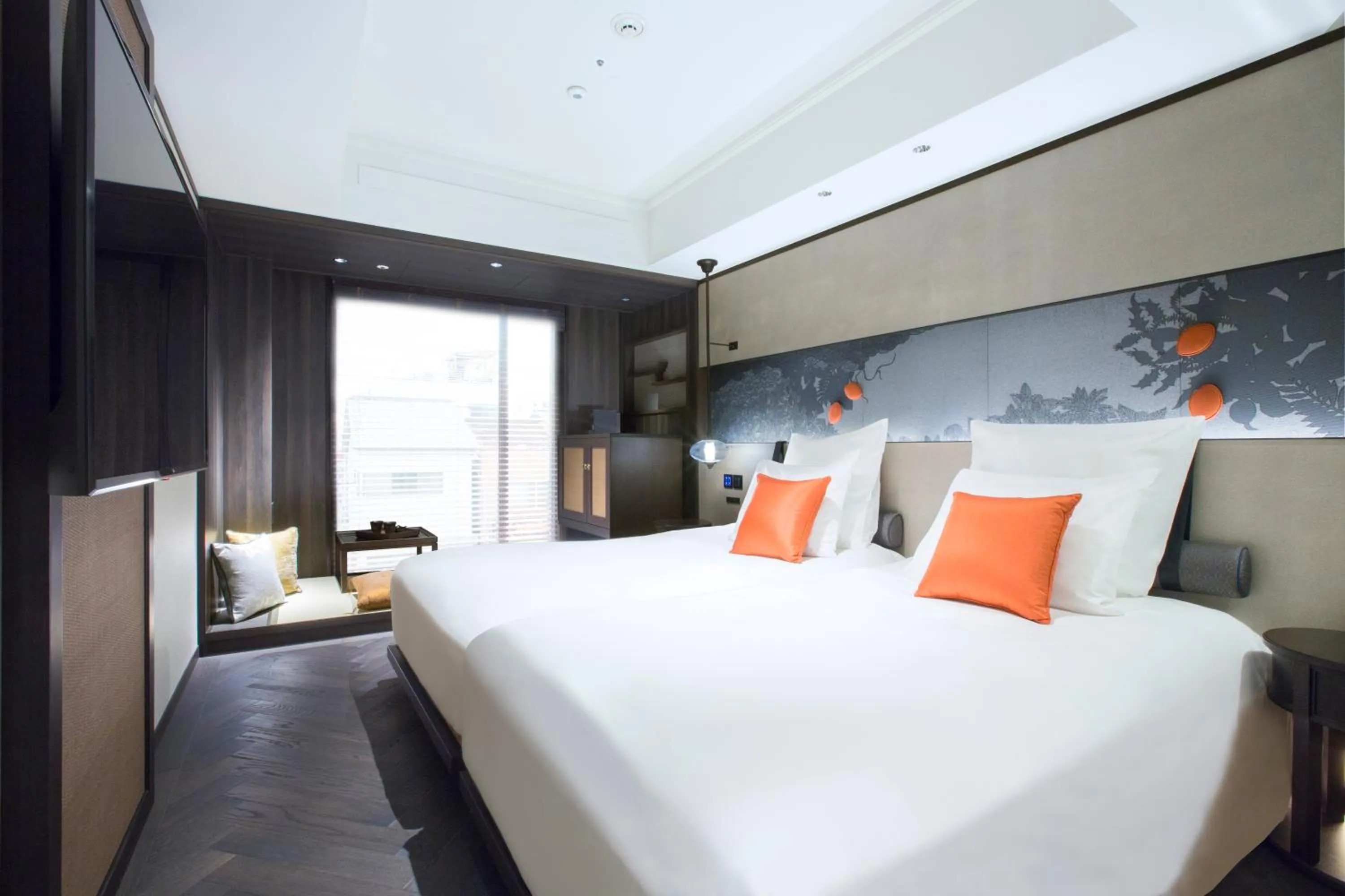 Photo of the whole room, Bed in Dhawa Yura Kyoto