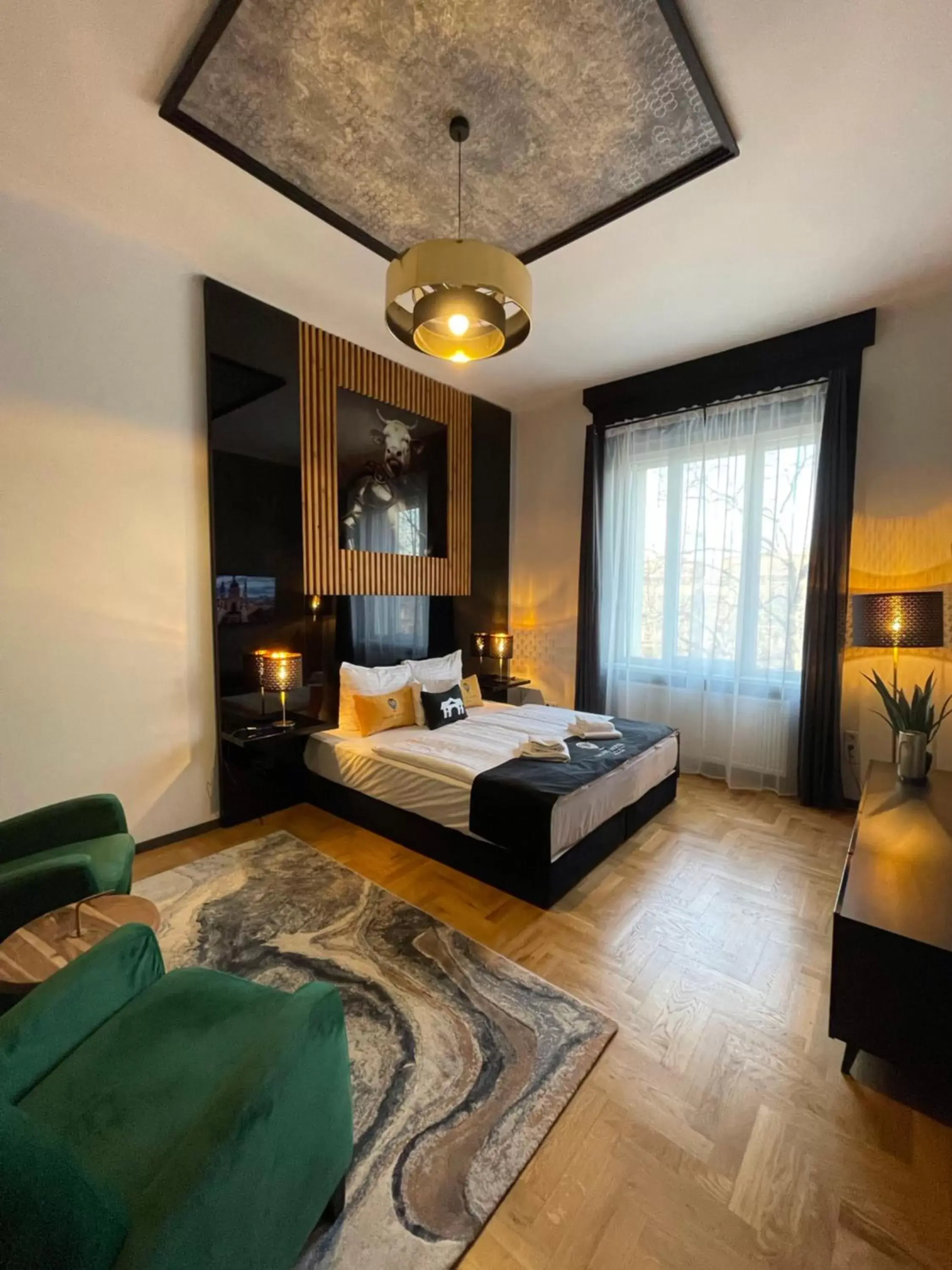 Bedroom, Seating Area in Smart Hotel Budapest