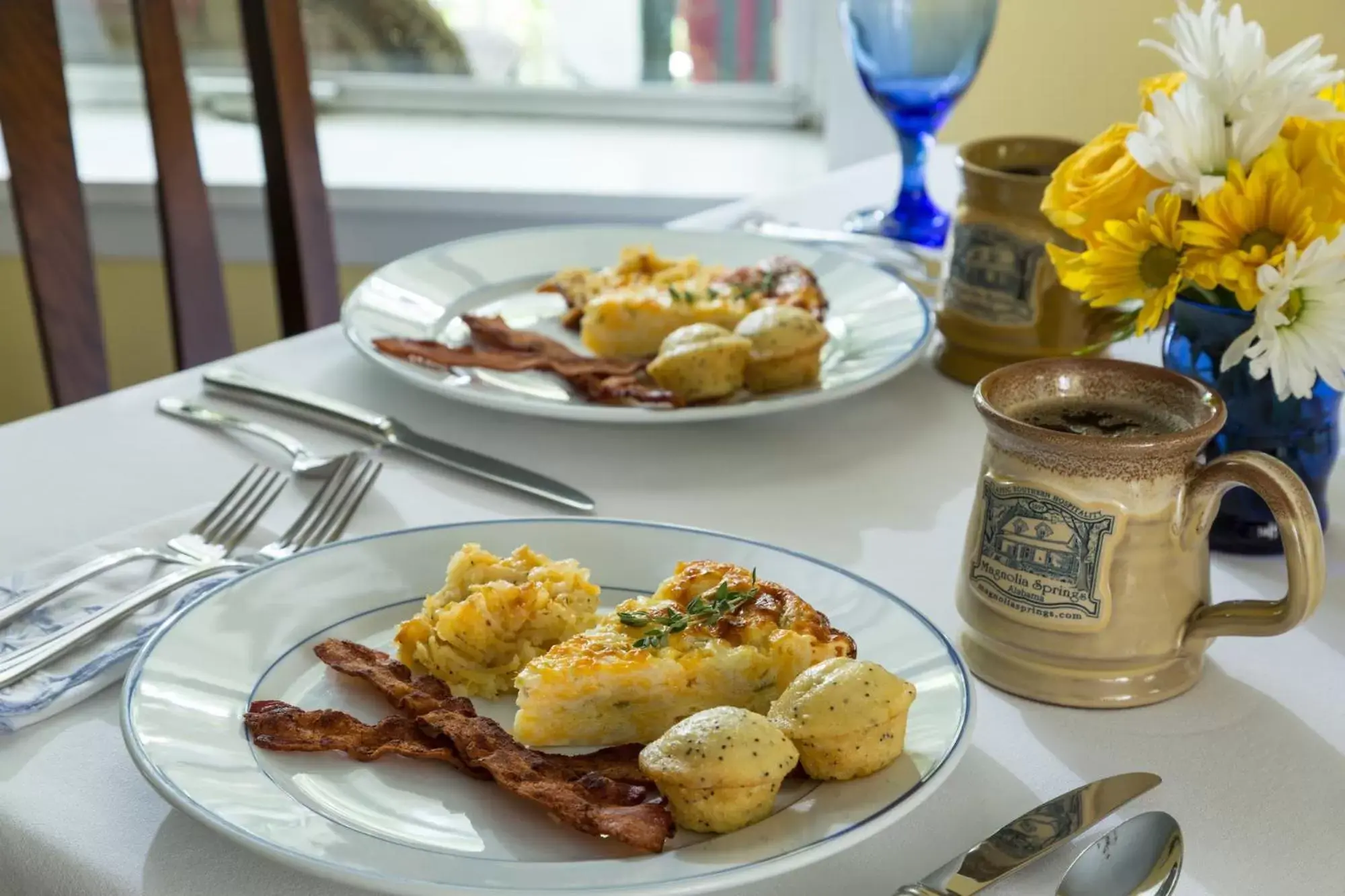 American breakfast in Magnolia Springs Bed and Breakfast