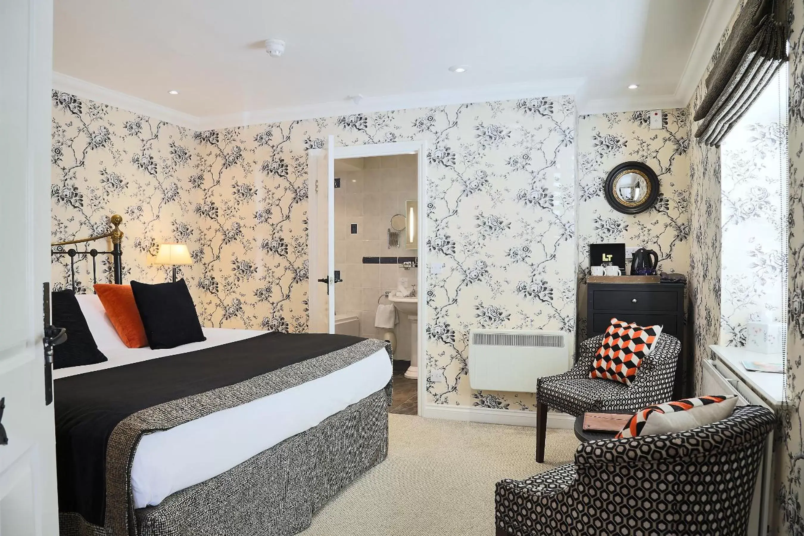 Bedroom, Bed in The Crown Inn Bedroom, Bed in The Crown Inn