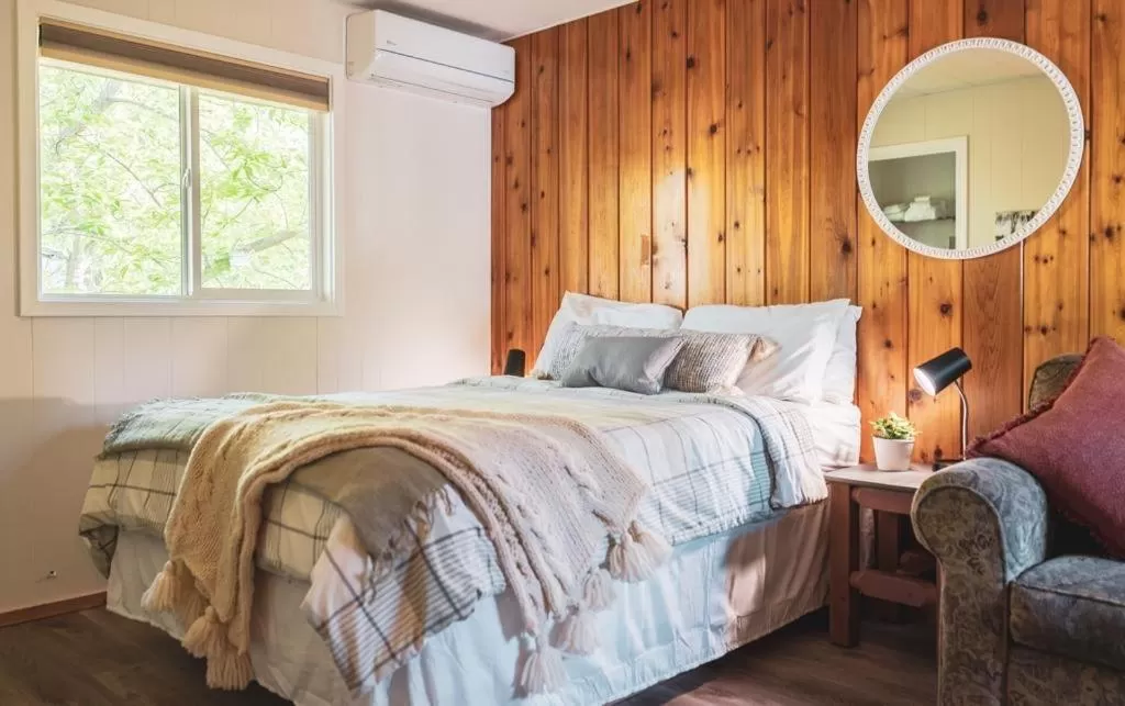 Bed in Barefoot Villas and Retreat