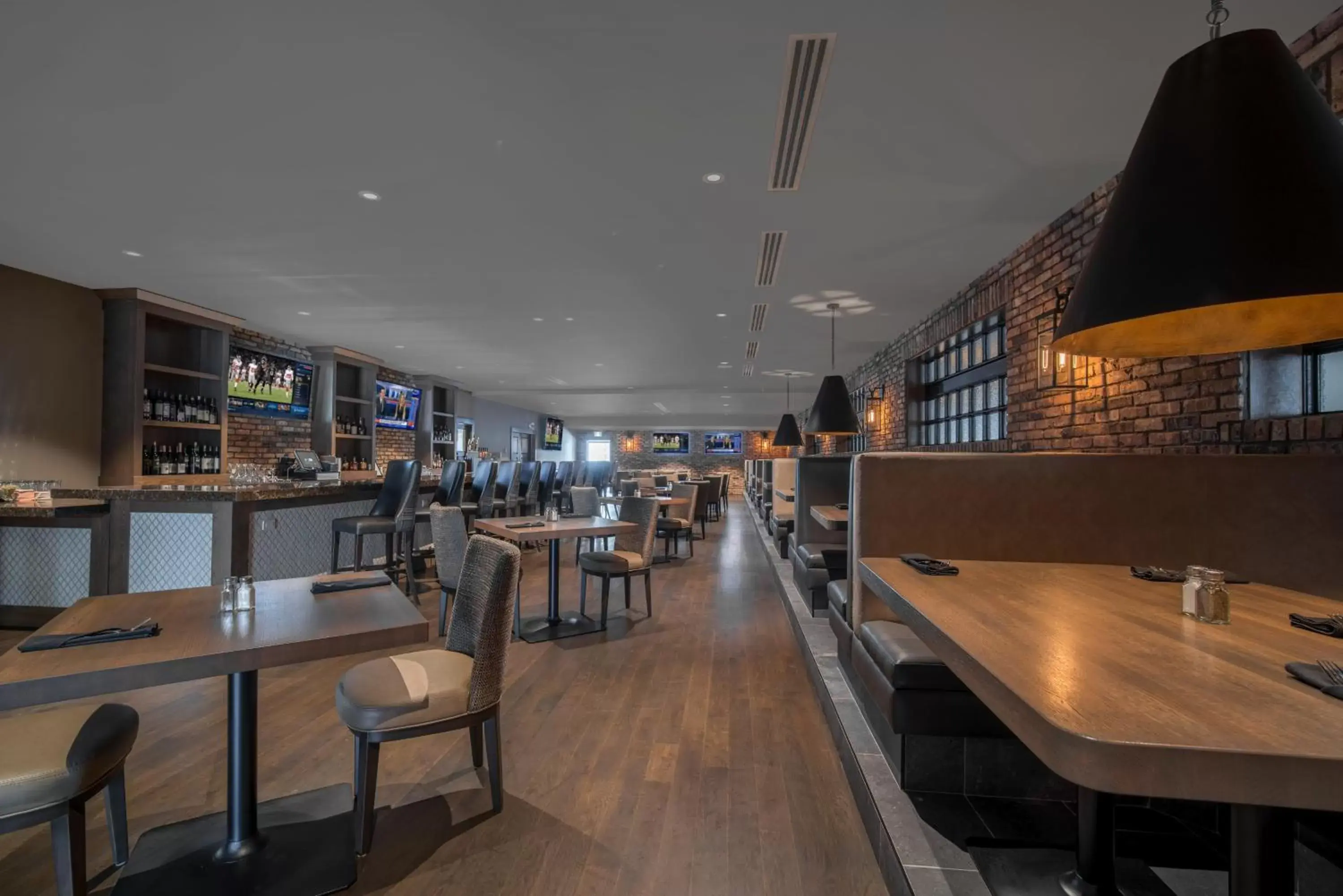 Lounge or bar, Restaurant/Places to Eat in The Malcolm Hotel