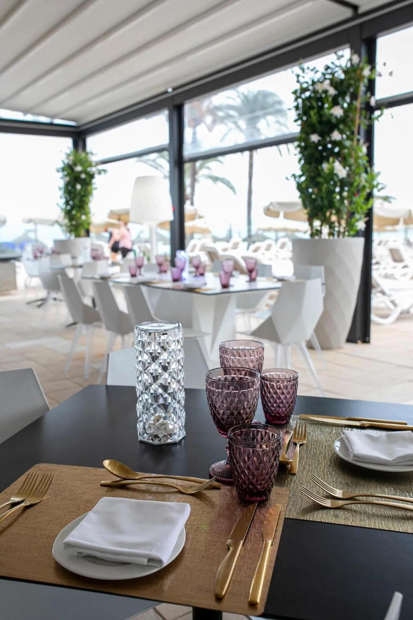 Restaurant/places to eat in Hotel Condesa