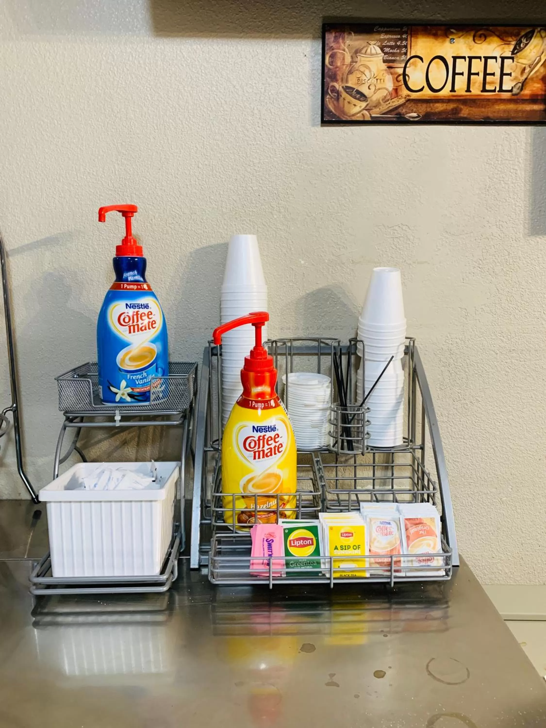 Continental breakfast in Super 8 by Wyndham Cincinnati-Springdale OH