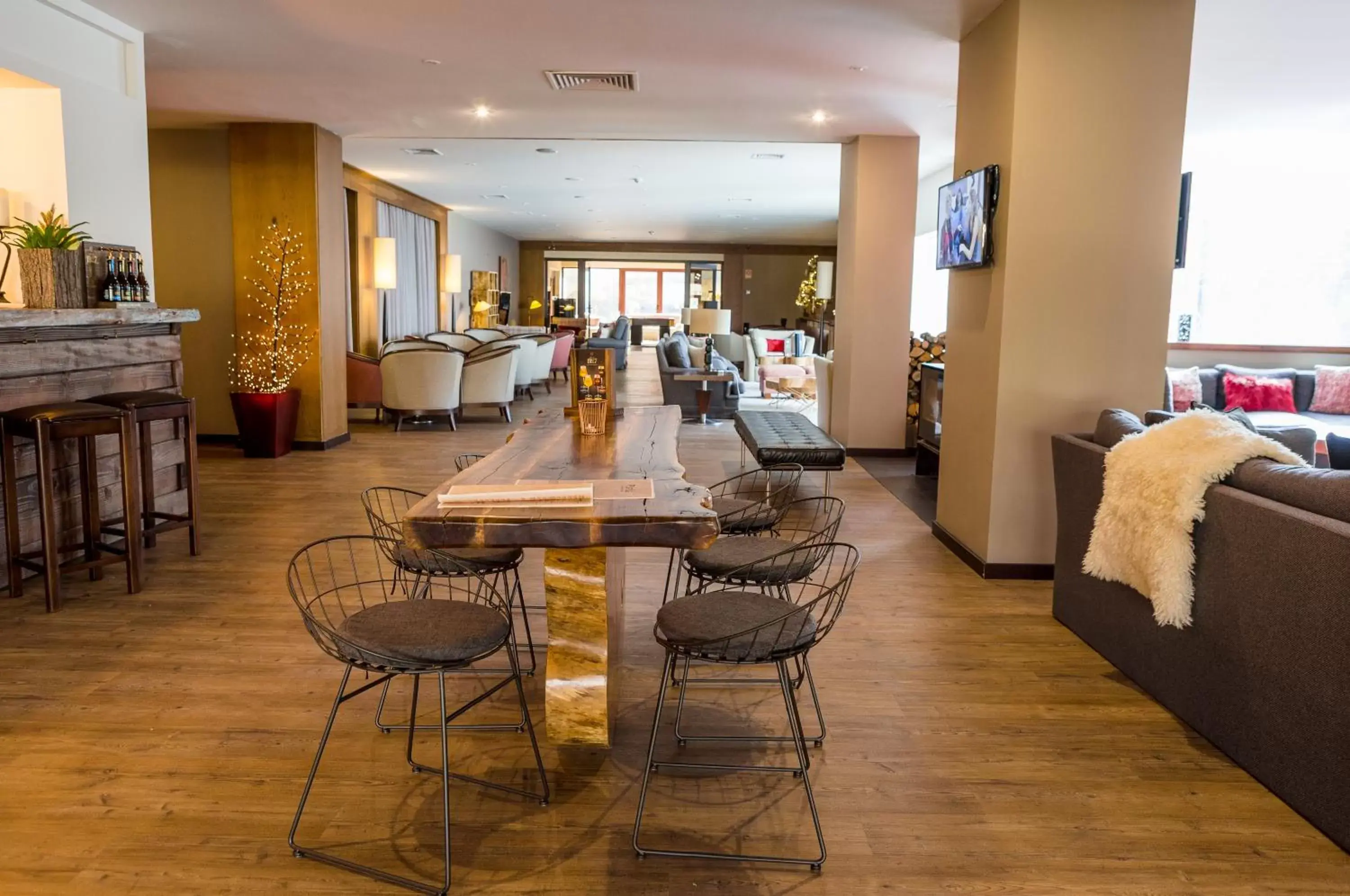 Lounge or bar in Puralã - Wool Valley Hotel & SPA