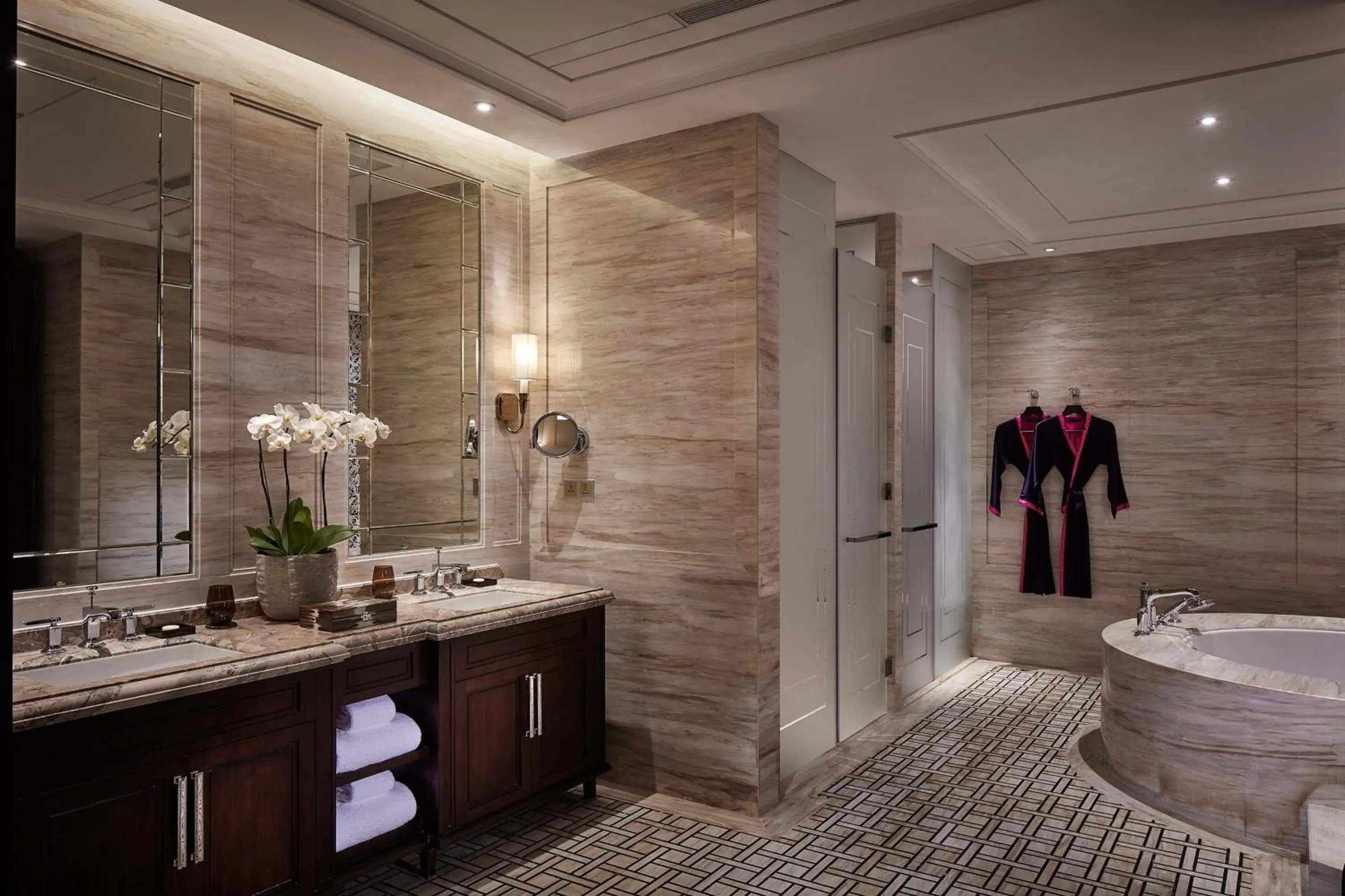 Bathroom in The Ritz-Carlton, Haikou