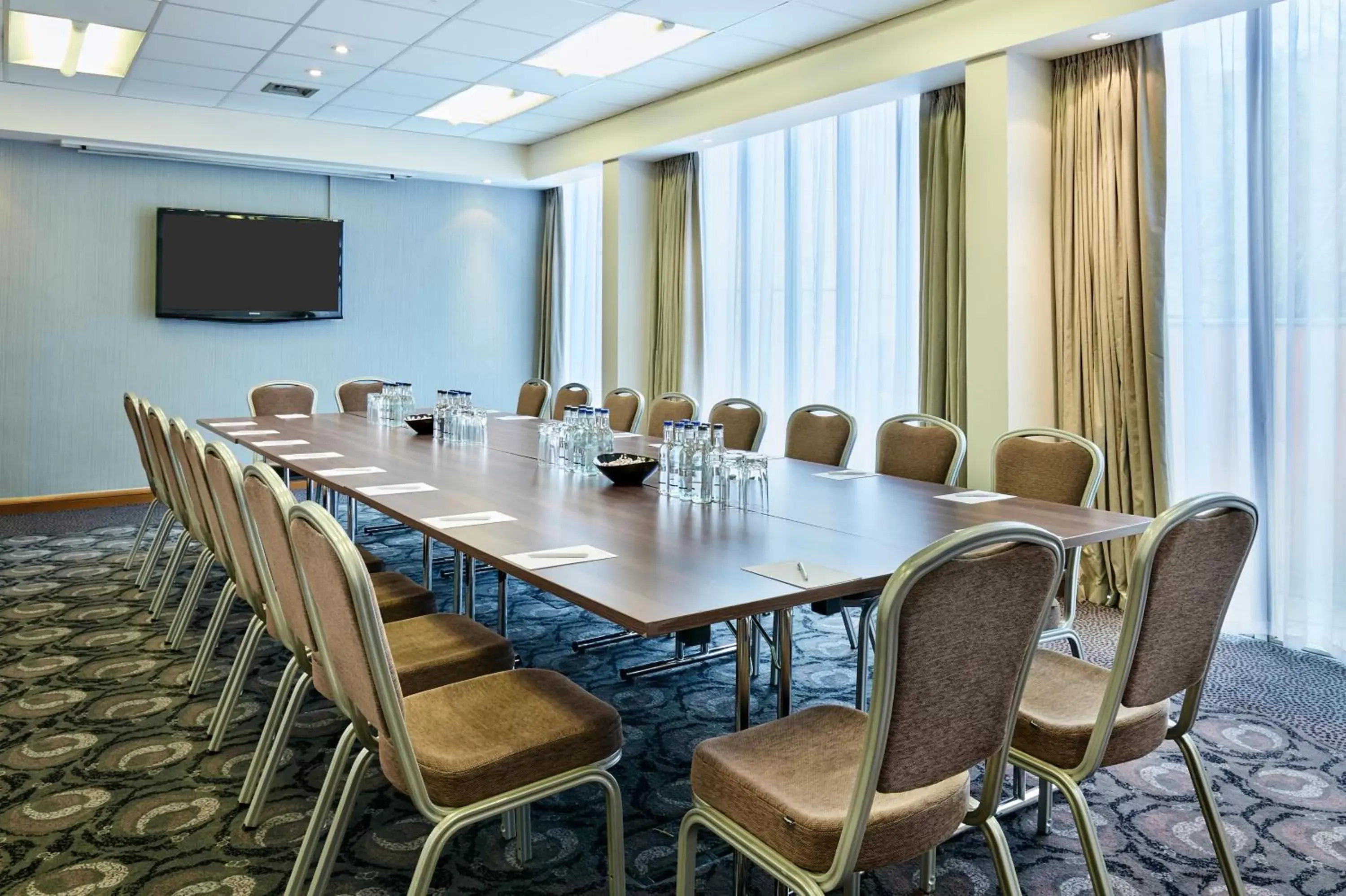 Meeting/conference room in Leonardo Hotel Cheltenham - Formerly Jurys Inn