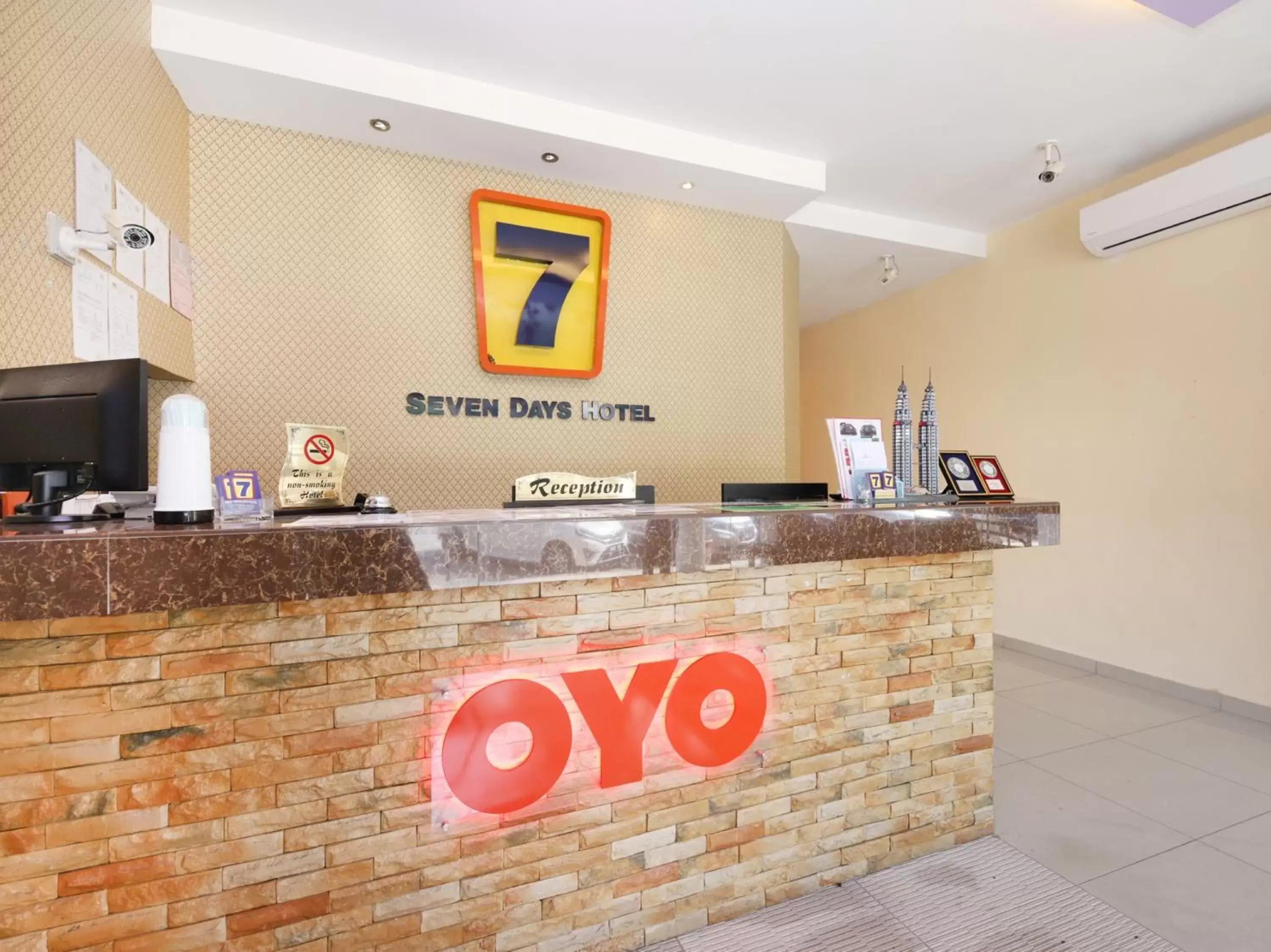 Lobby or reception, Lobby/Reception in Super OYO 635 Seven Days Hotel